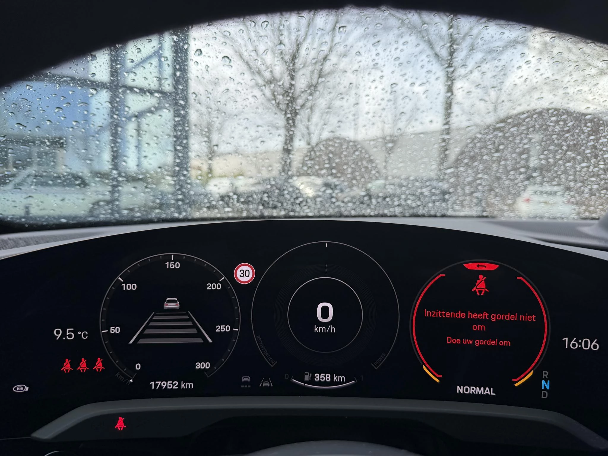 Hoofdafbeelding Porsche Taycan