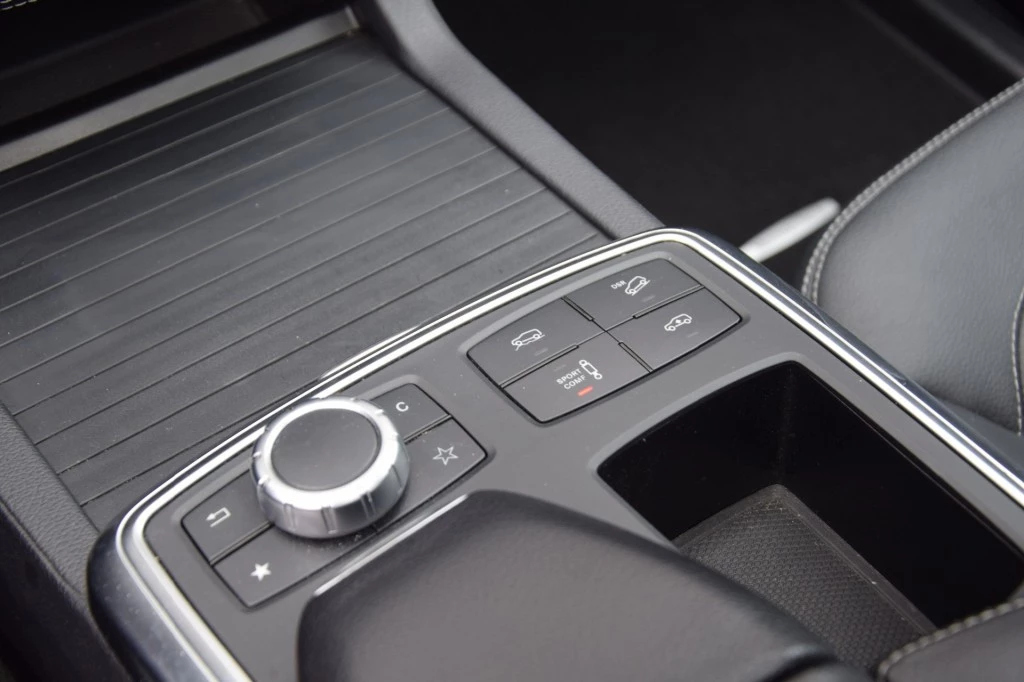 Hoofdafbeelding Mercedes-Benz M-Klasse
