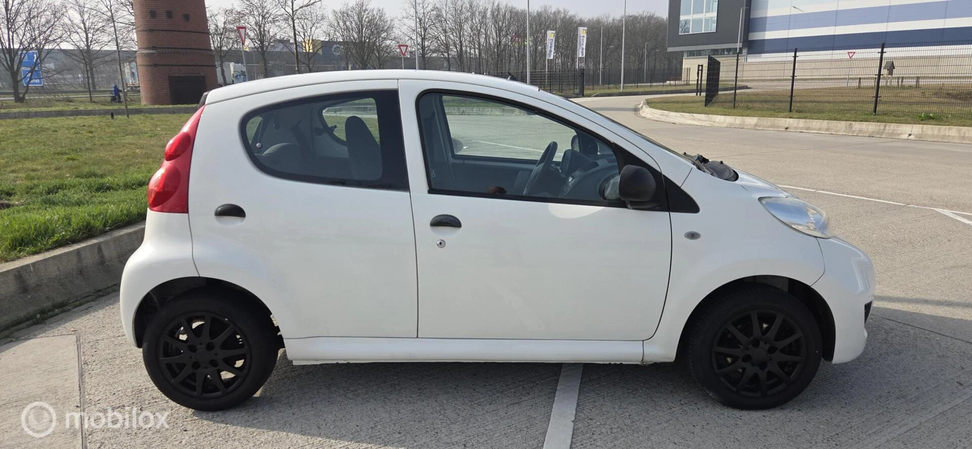 Hoofdafbeelding Peugeot 107