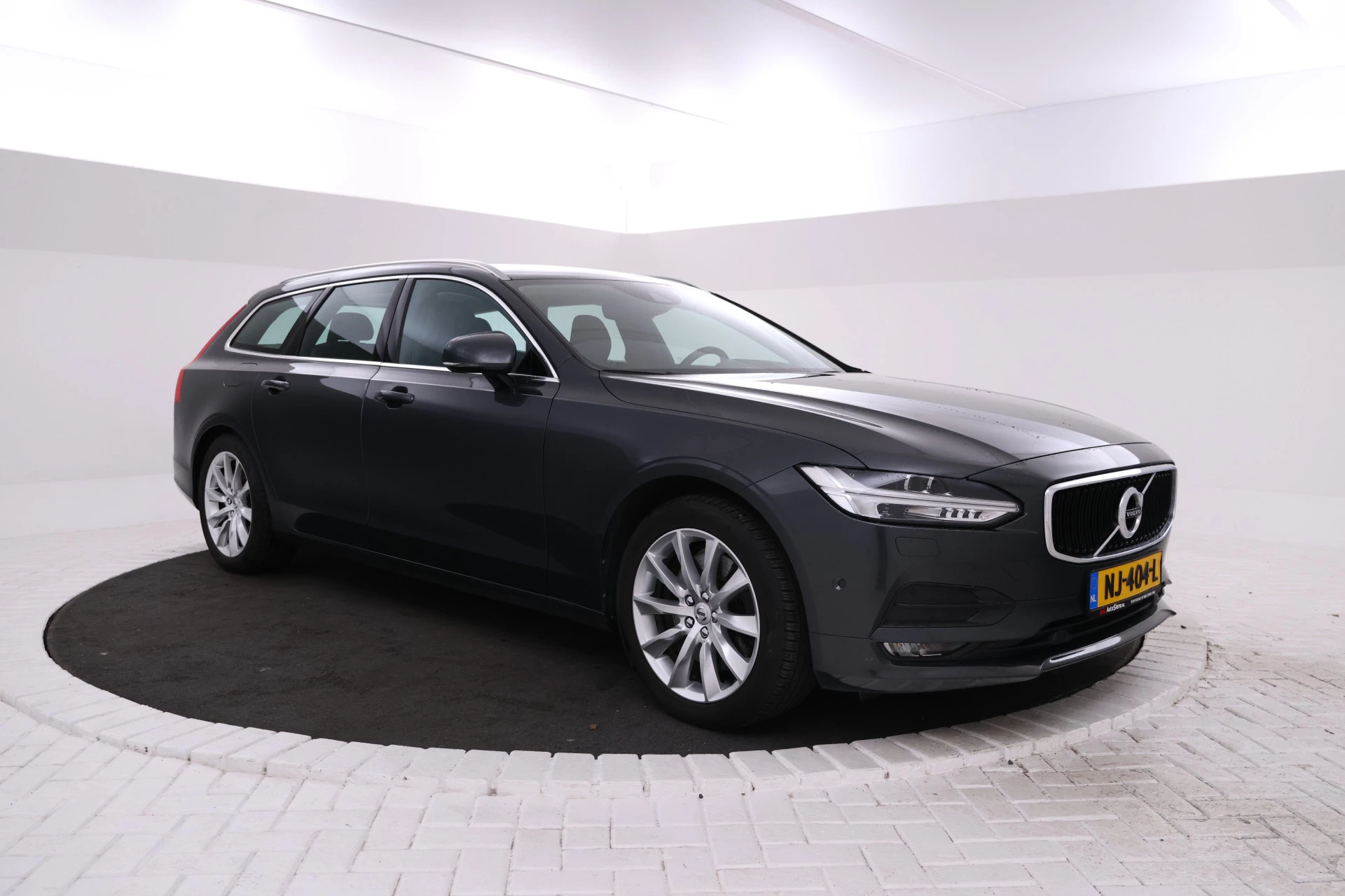 Hoofdafbeelding Volvo V90