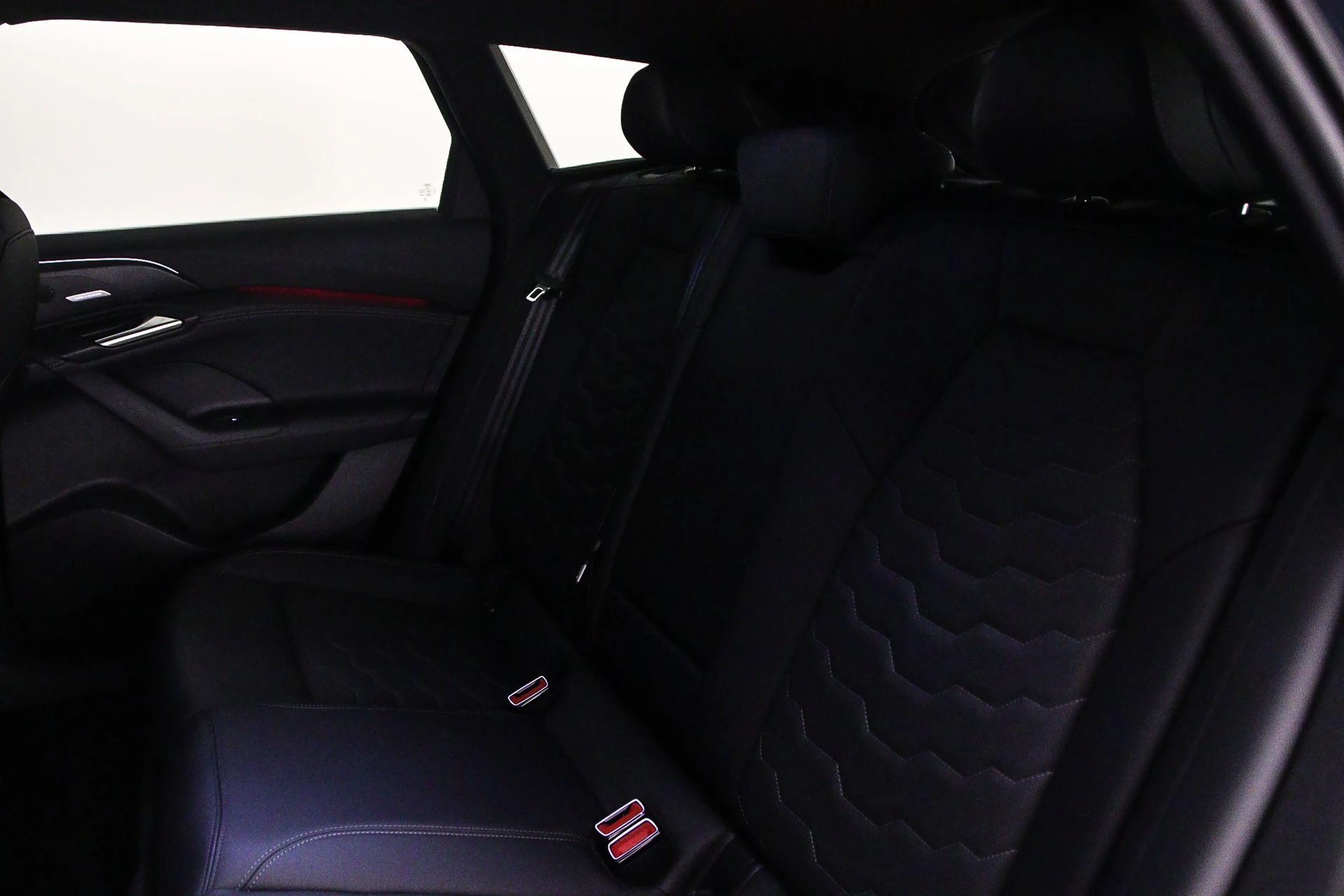 Hoofdafbeelding Audi S6 Avant e-tron