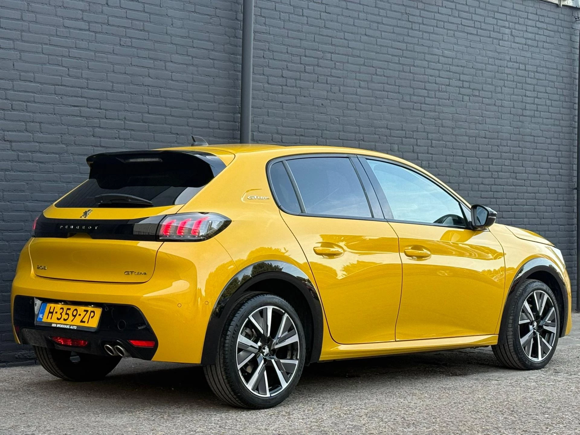 Hoofdafbeelding Peugeot 208