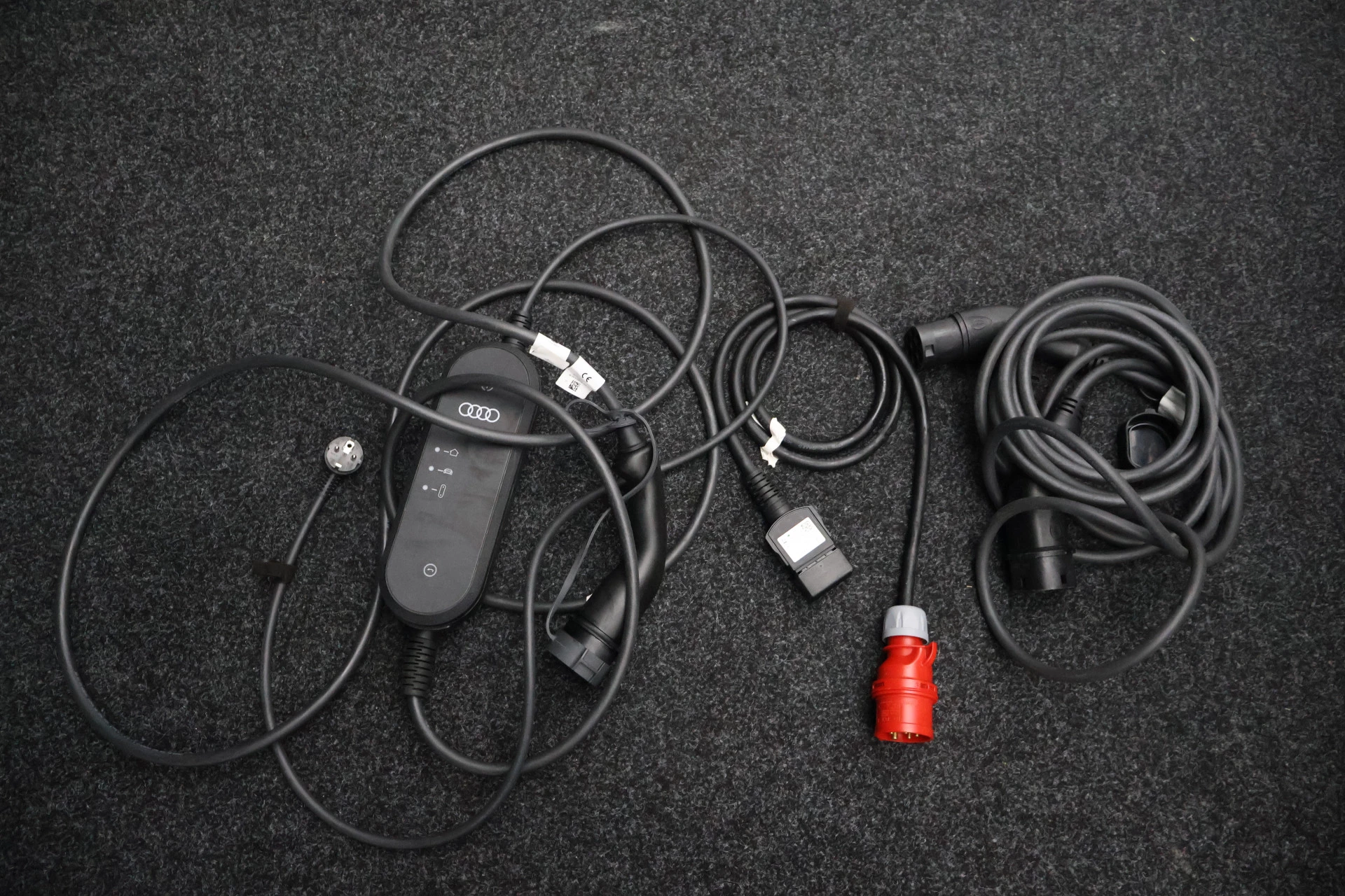 Hoofdafbeelding Audi e-tron