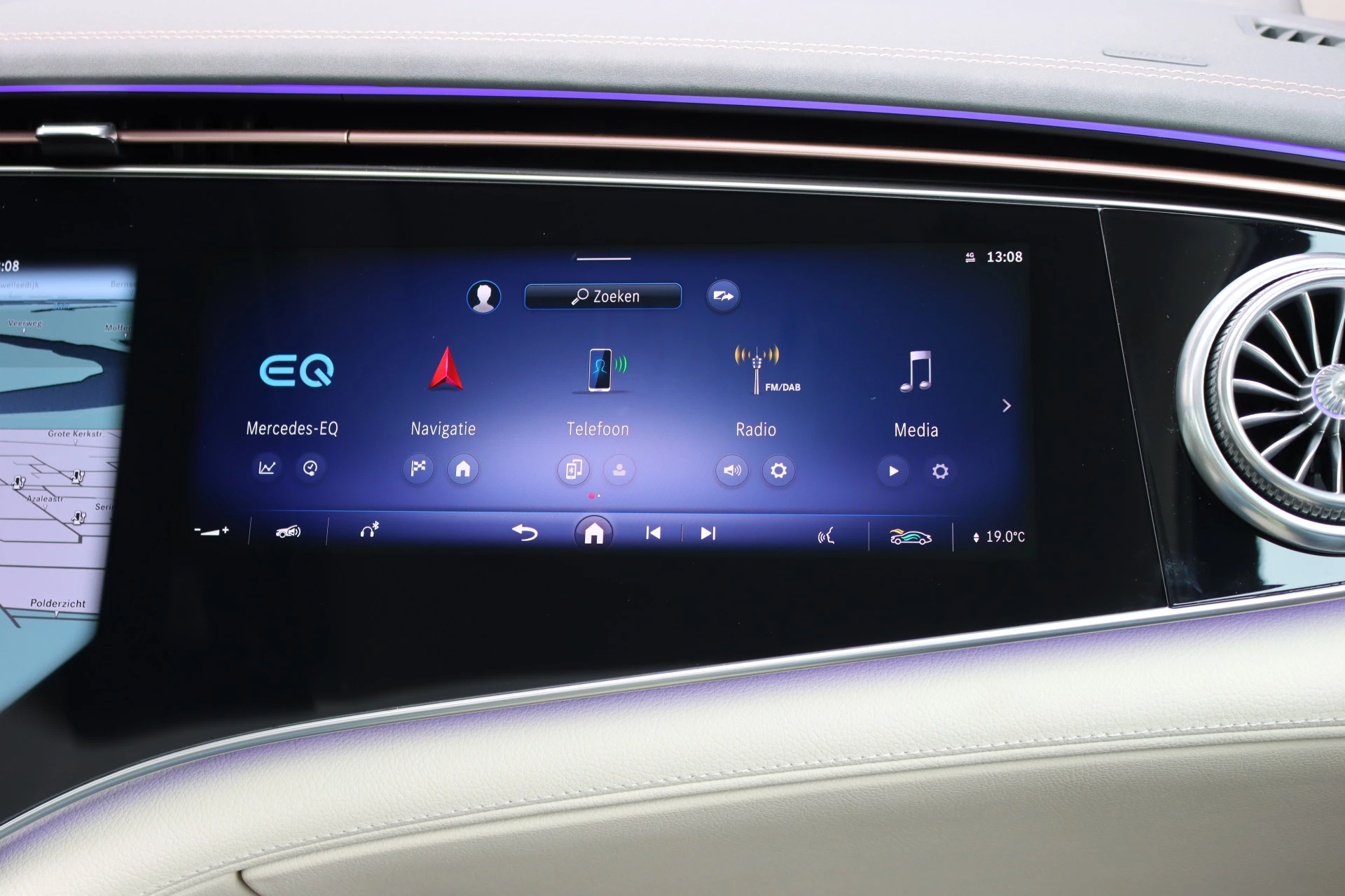 Hoofdafbeelding Mercedes-Benz EQS