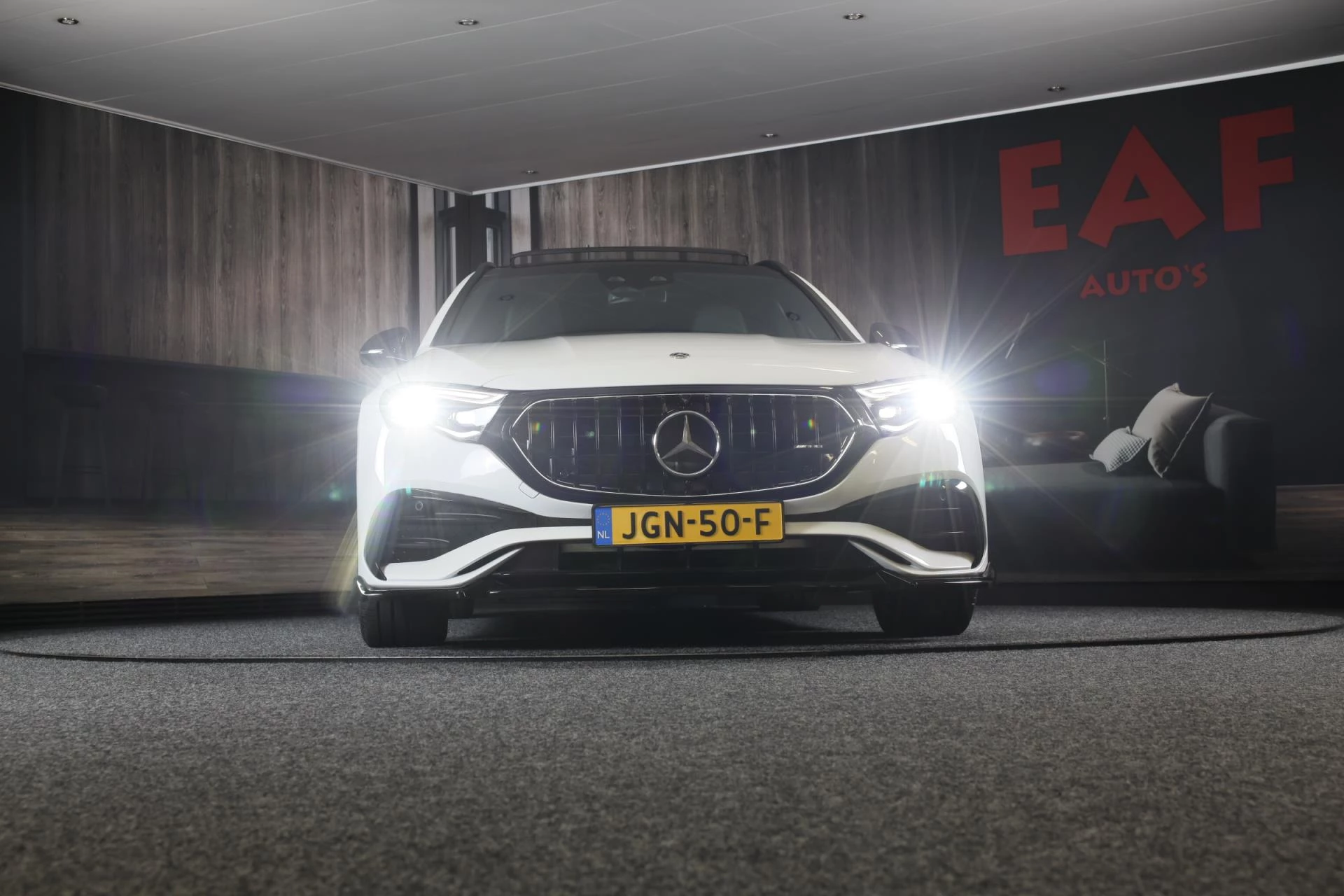 Hoofdafbeelding Mercedes-Benz E-Klasse