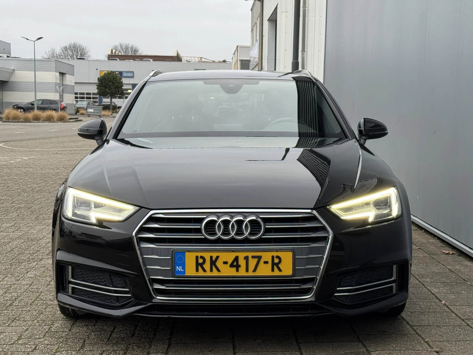 Hoofdafbeelding Audi A4