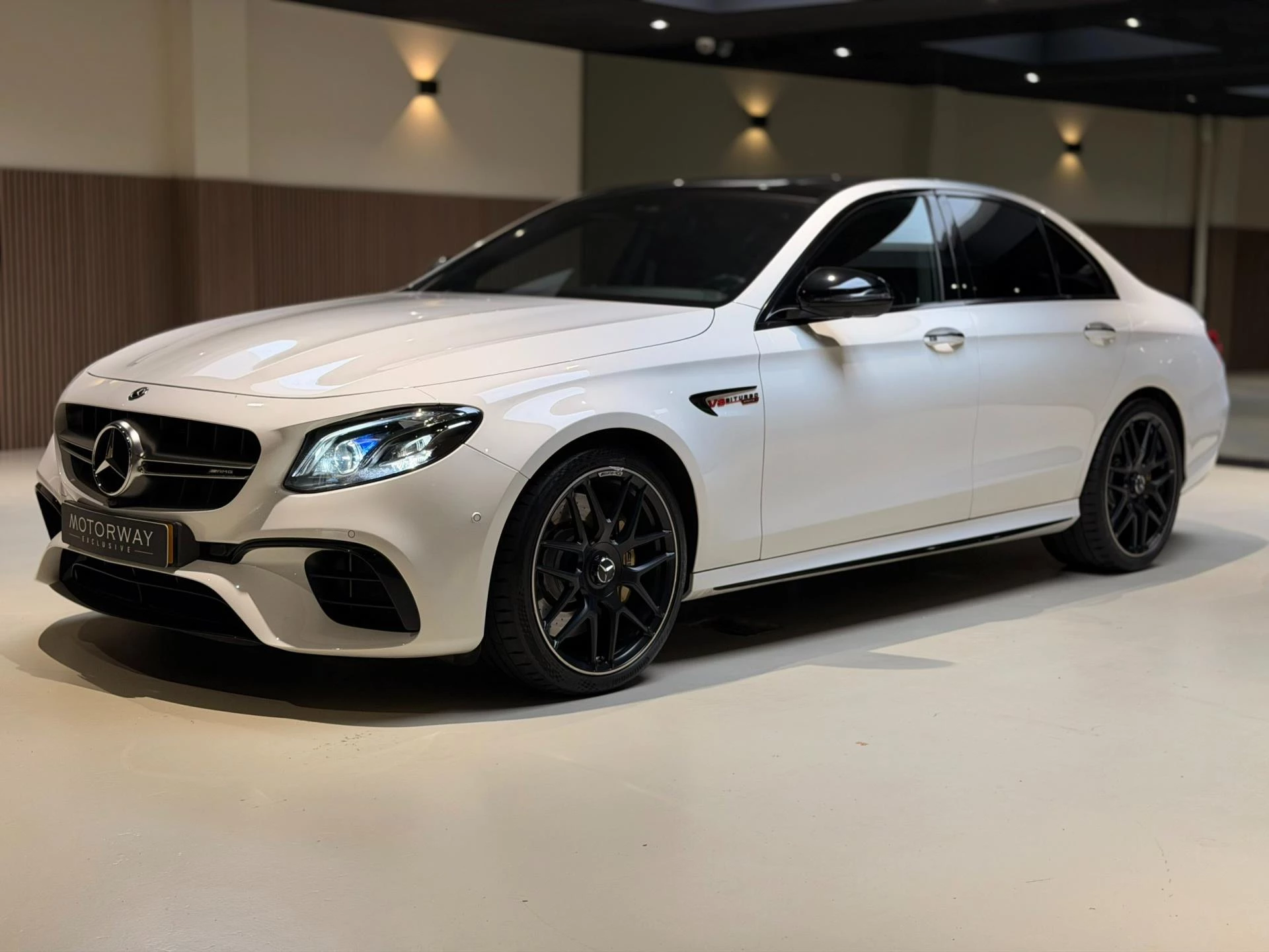 Hoofdafbeelding Mercedes-Benz E-Klasse