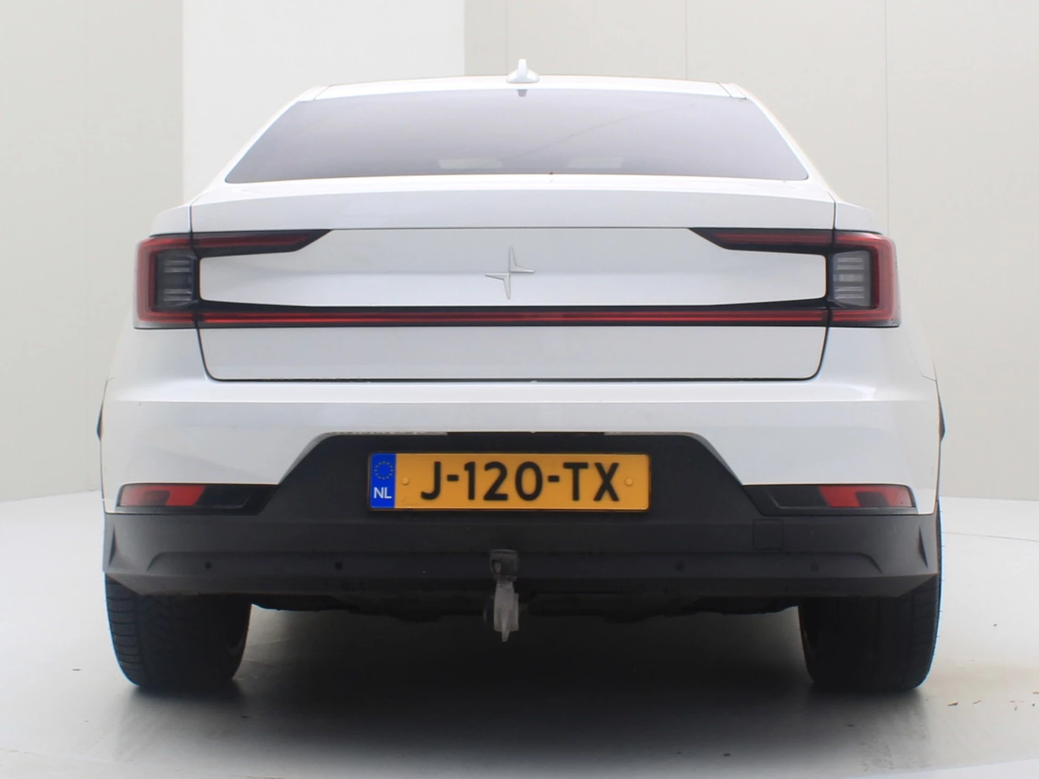 Hoofdafbeelding Polestar 2