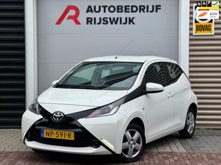 Hoofdafbeelding Toyota Aygo Toyota Aygo 1.0 VVT-i x-play Airco/Elektrische ramen