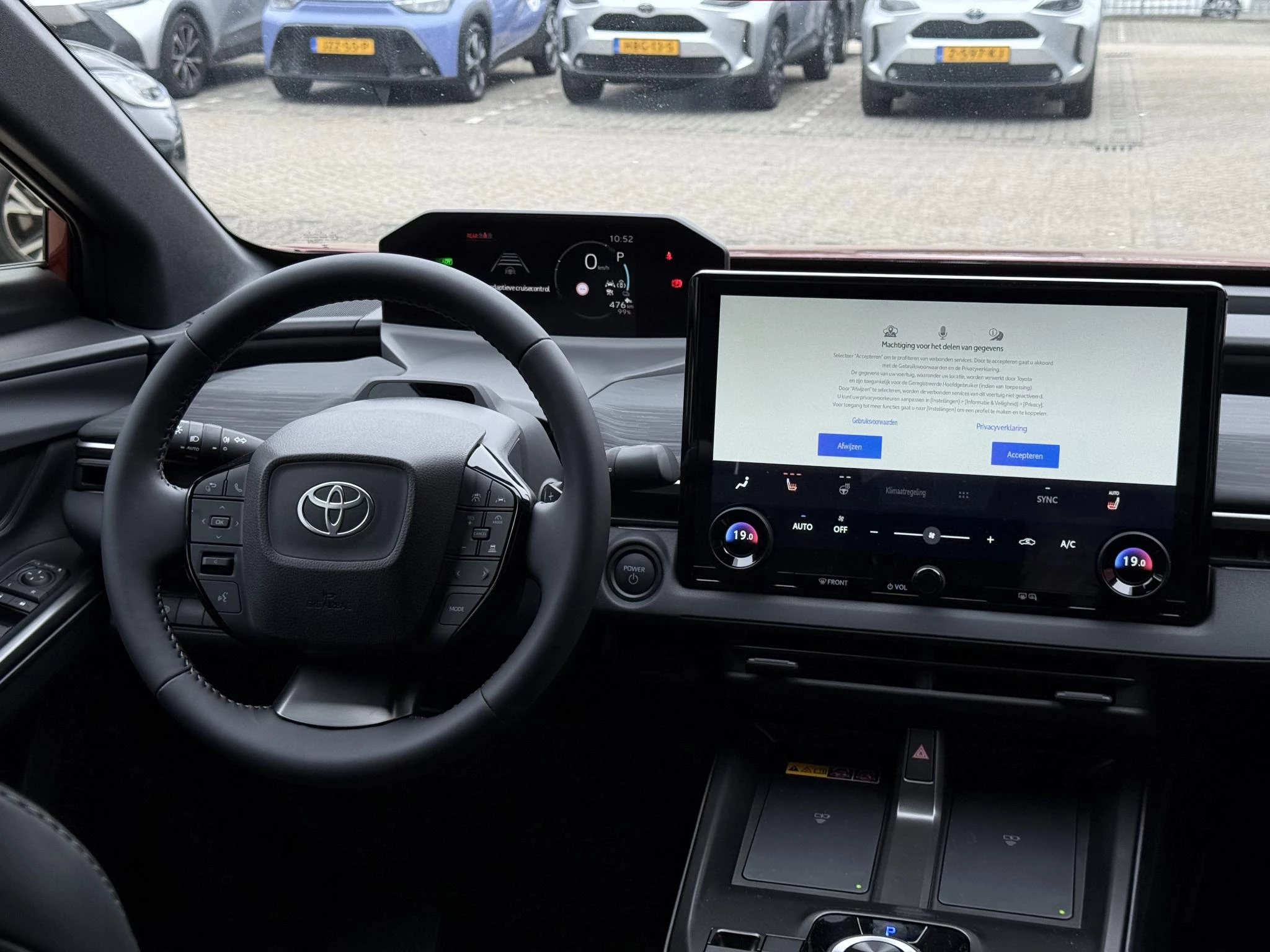 Hoofdafbeelding Toyota C-HR+