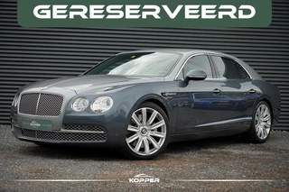 Bentley Flying Spur 6.0 W12 / Mulliner / NL 1e Eigenaar / 21'' / Two-Tone / Nieuwstaat / Volledige Bentley historie