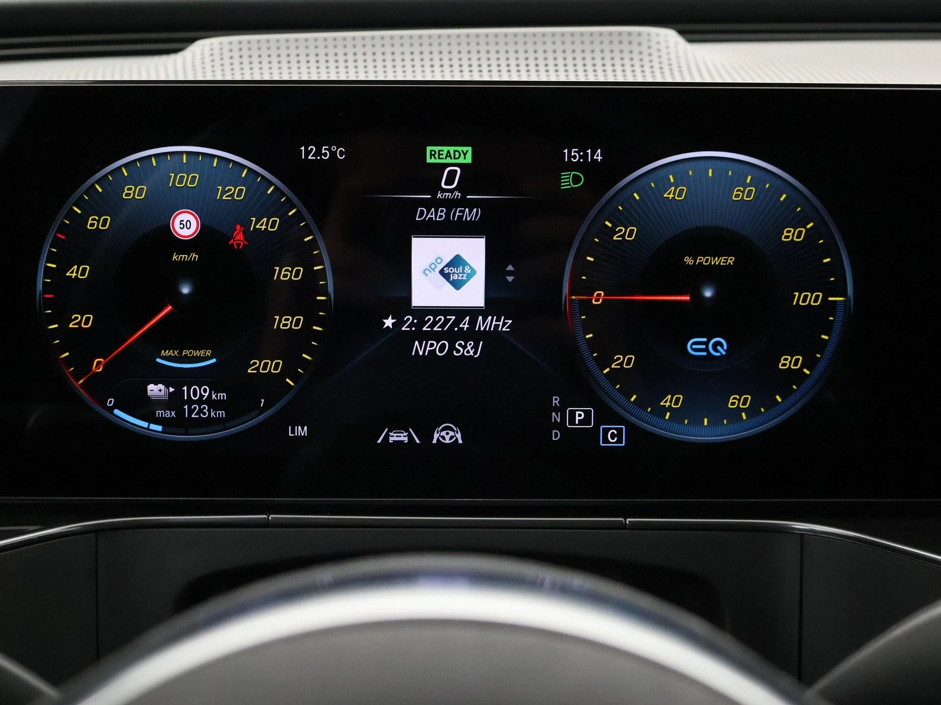 Hoofdafbeelding Mercedes-Benz EQC