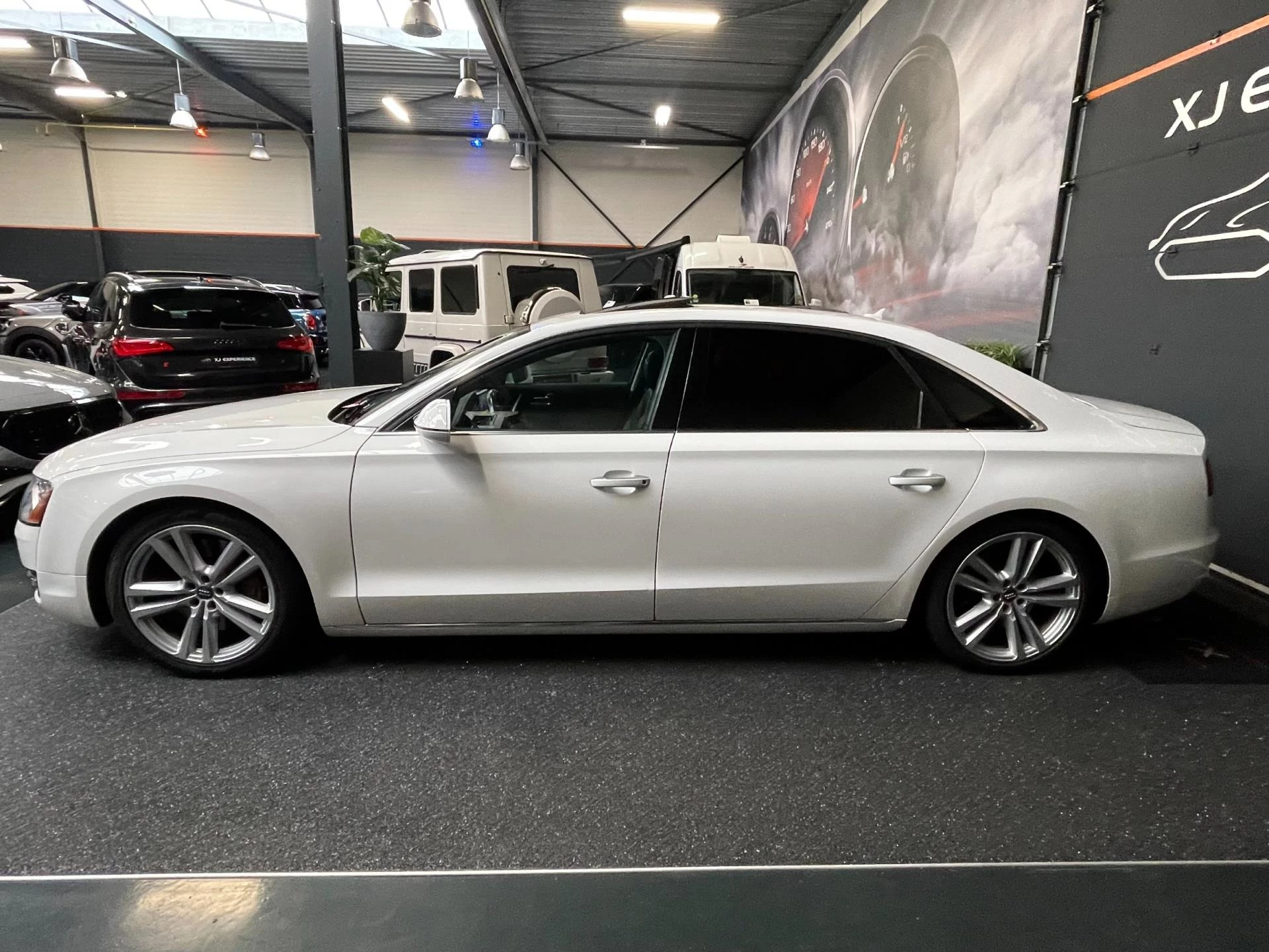 Hoofdafbeelding Audi A8