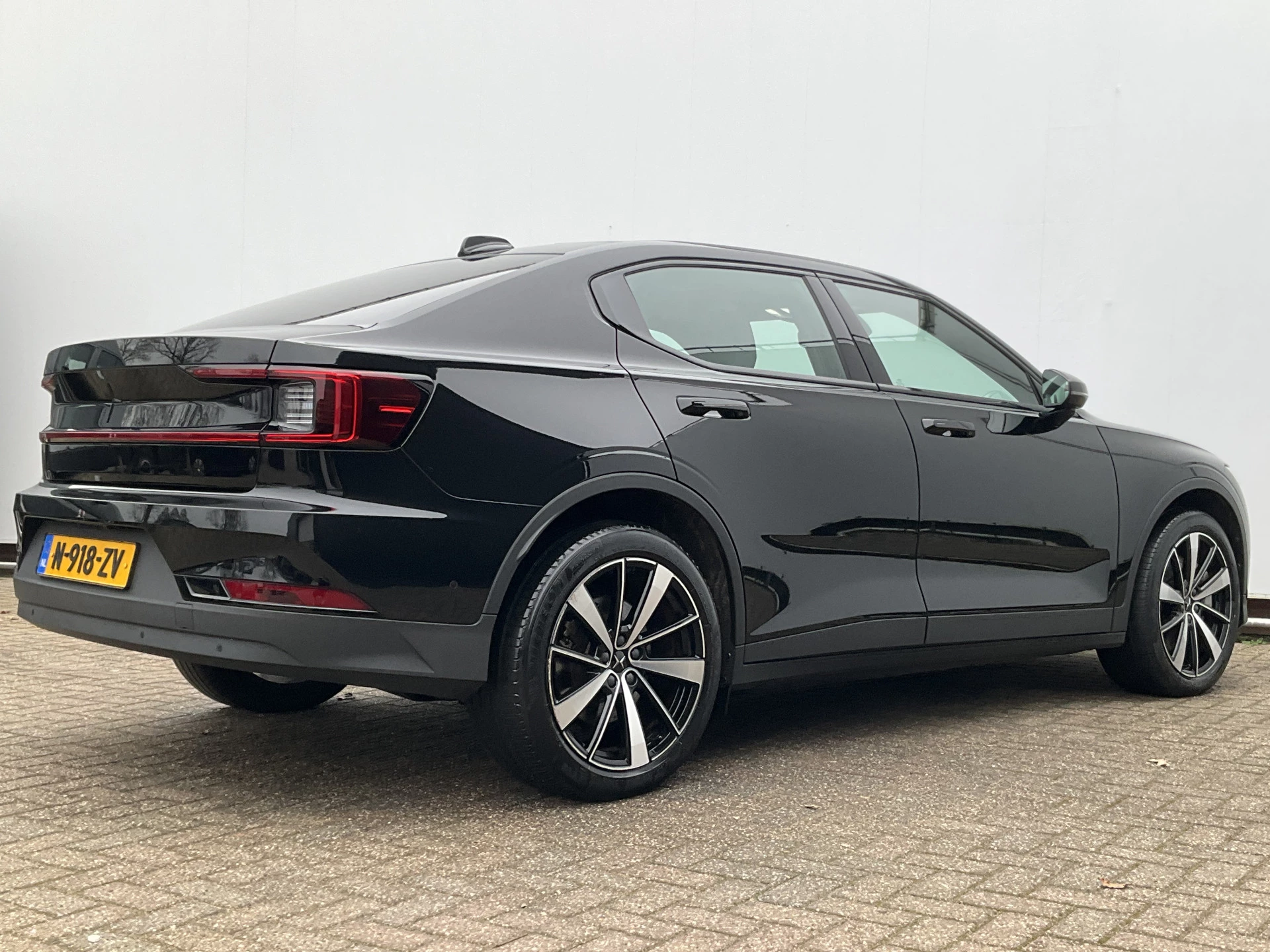 Hoofdafbeelding Polestar 2