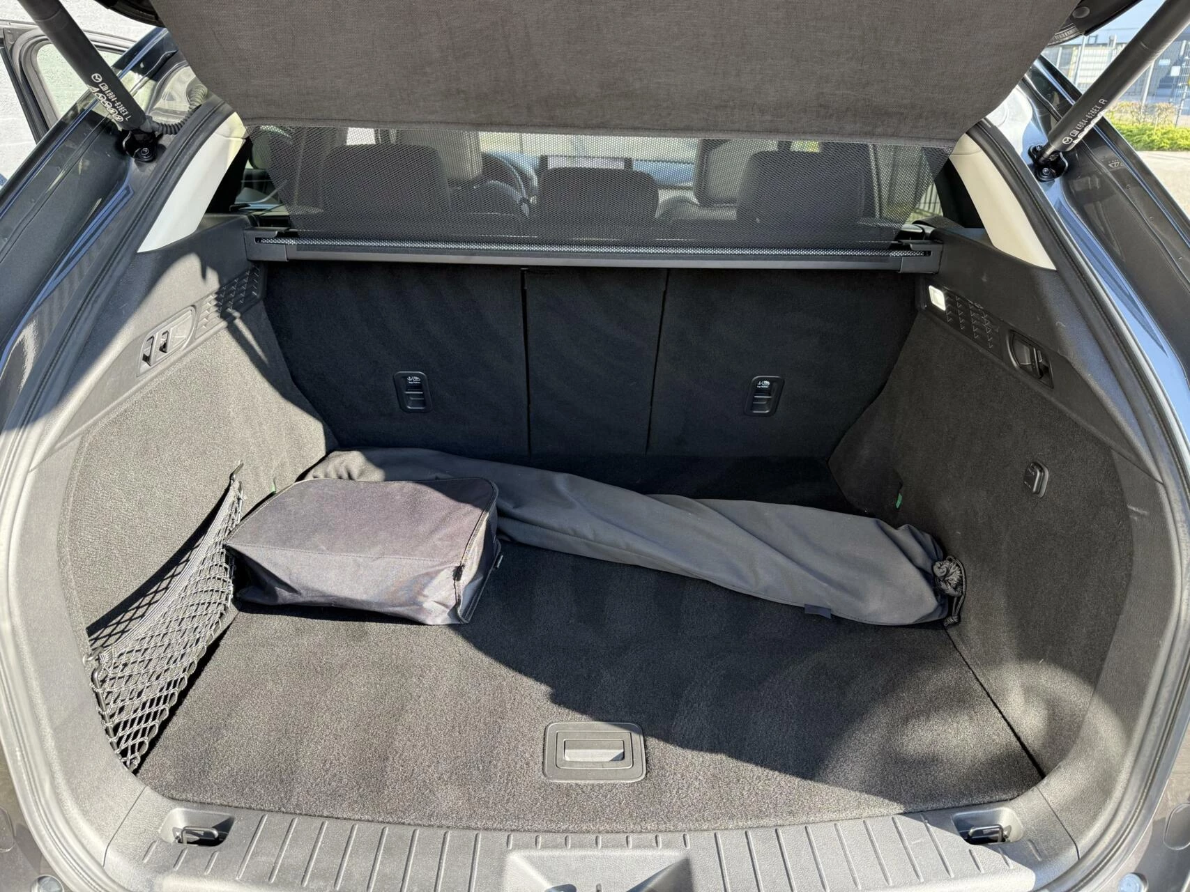 Hoofdafbeelding Mazda CX-60