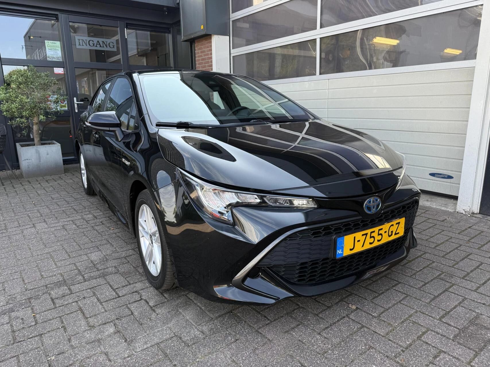 Hoofdafbeelding Toyota Corolla