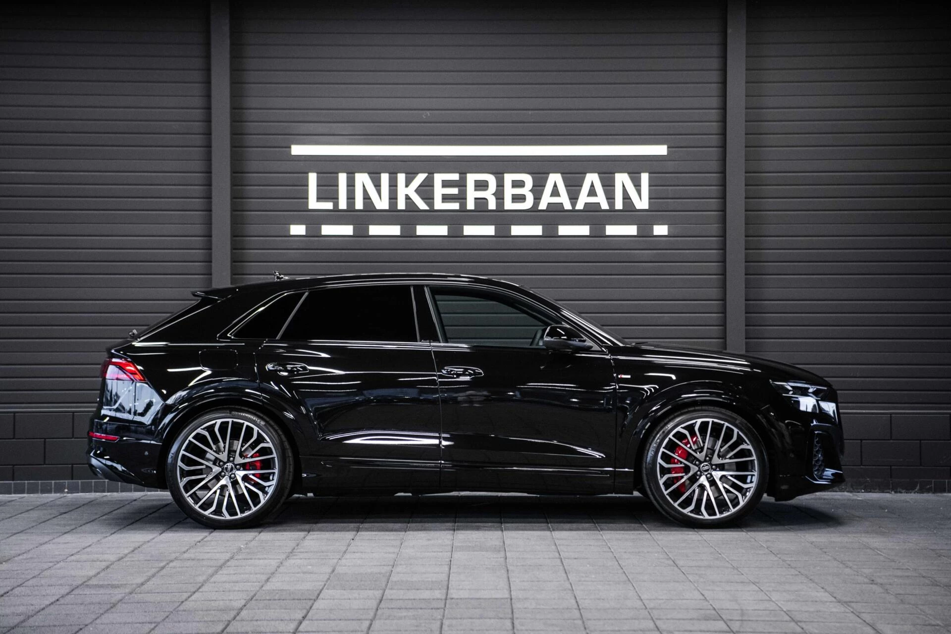 Hoofdafbeelding Audi Q8