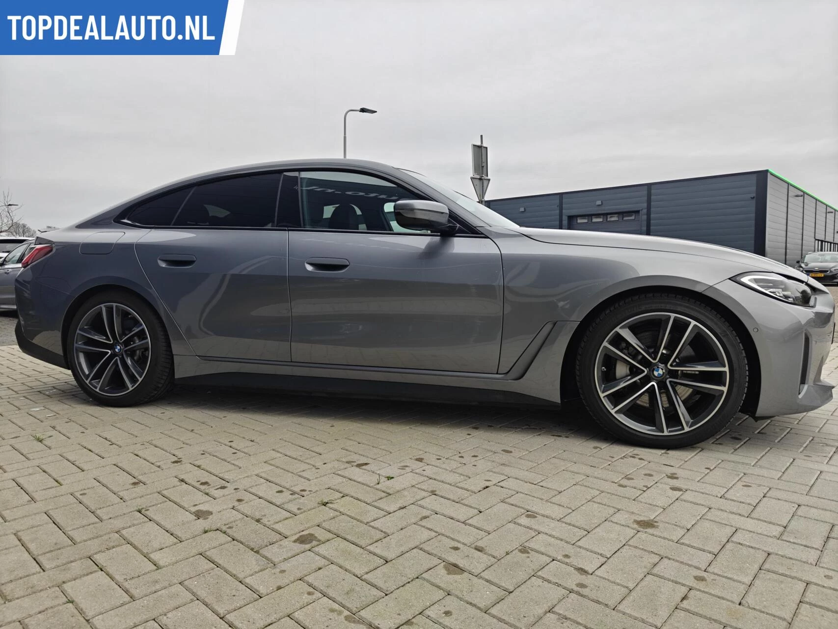 Hoofdafbeelding BMW i4