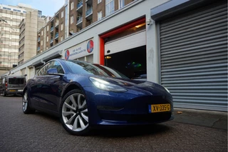 Hoofdafbeelding Tesla Model 3 Tesla Model 3 Long Range AWD 75 kWh | BTW AUTO | Orig Nederlands | Auto Pilot | Panoramadak | Prachtige staat en staat van onderhoud |