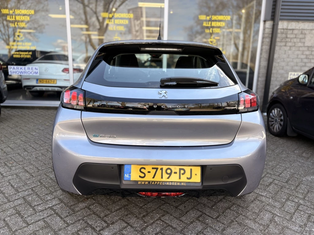 Hoofdafbeelding Peugeot e-208