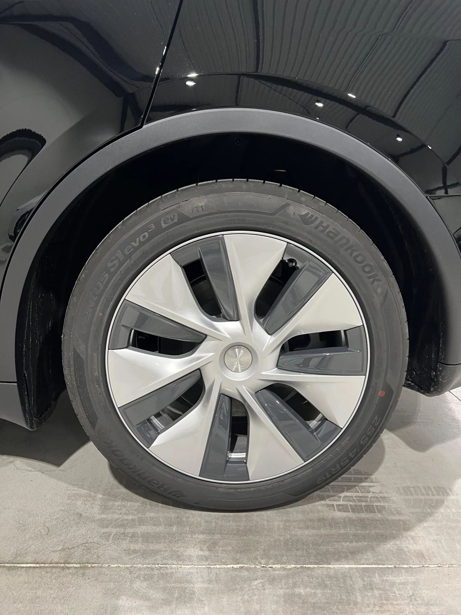 Hoofdafbeelding Tesla Model Y