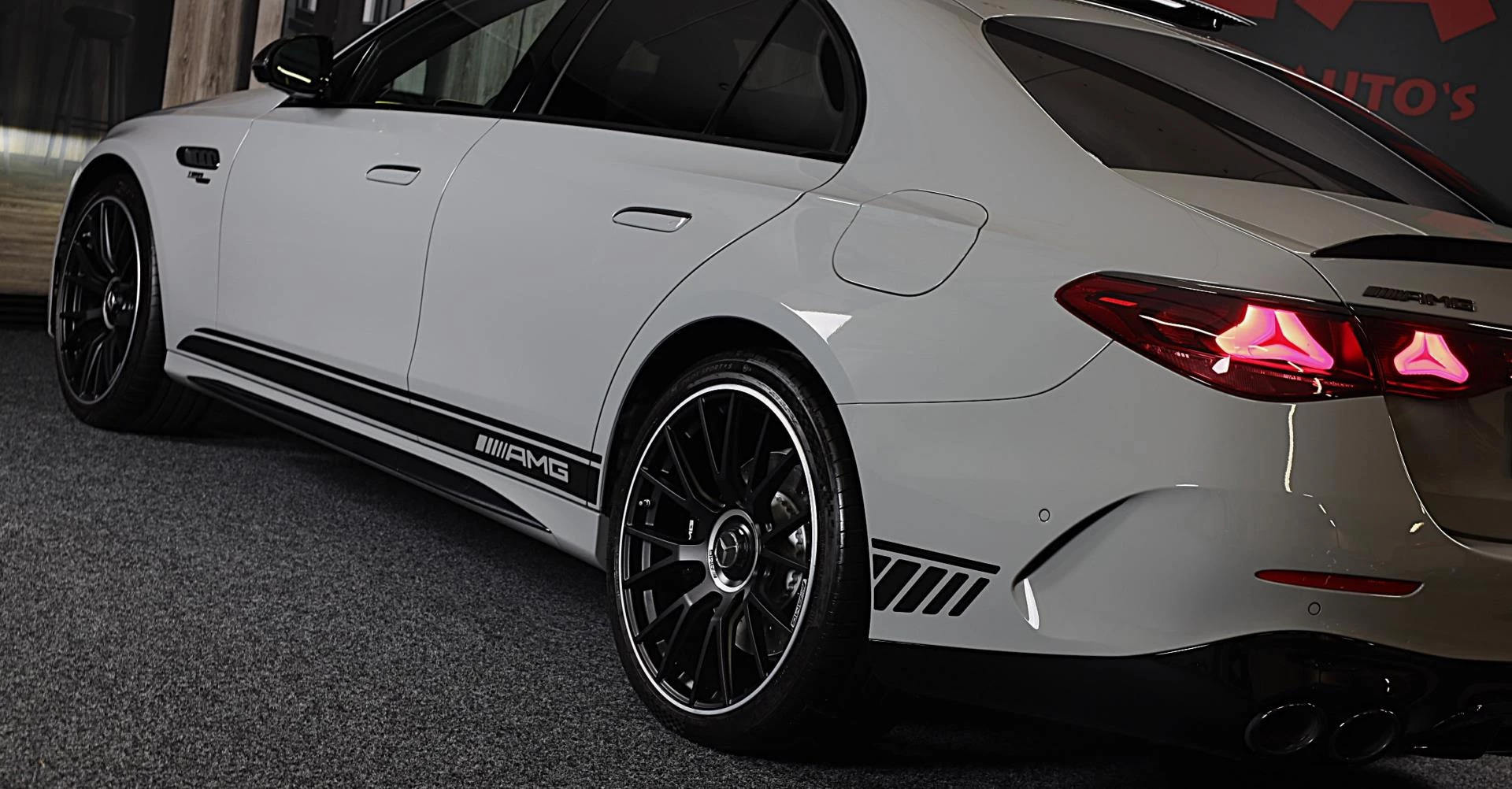 Hoofdafbeelding Mercedes-Benz E-Klasse