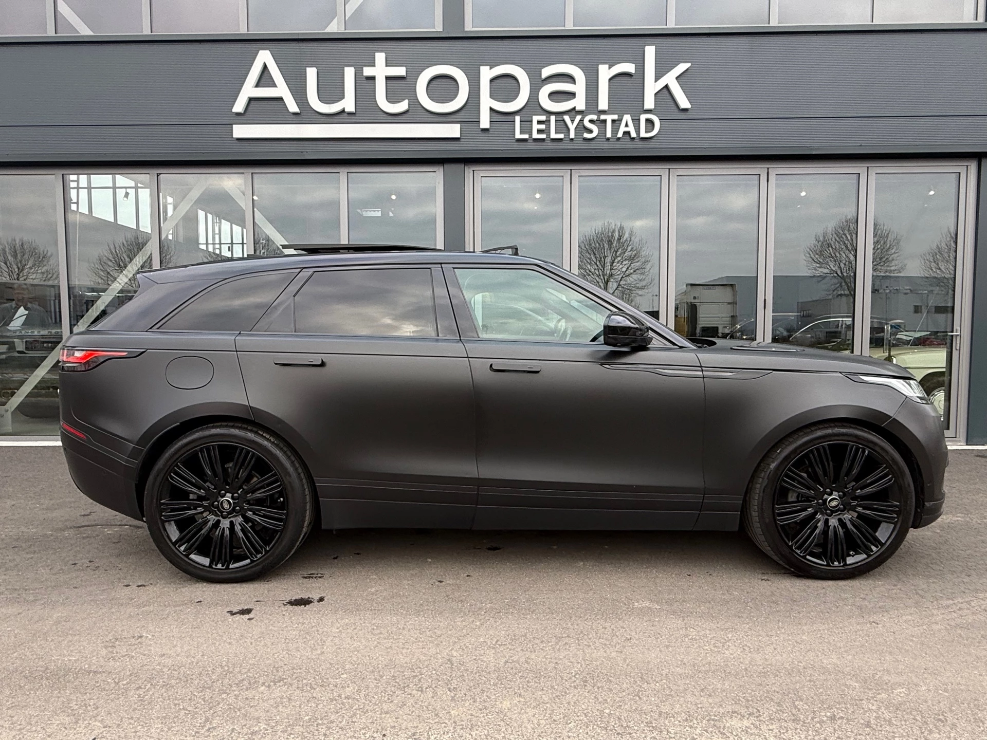 Hoofdafbeelding Land Rover Range Rover Velar