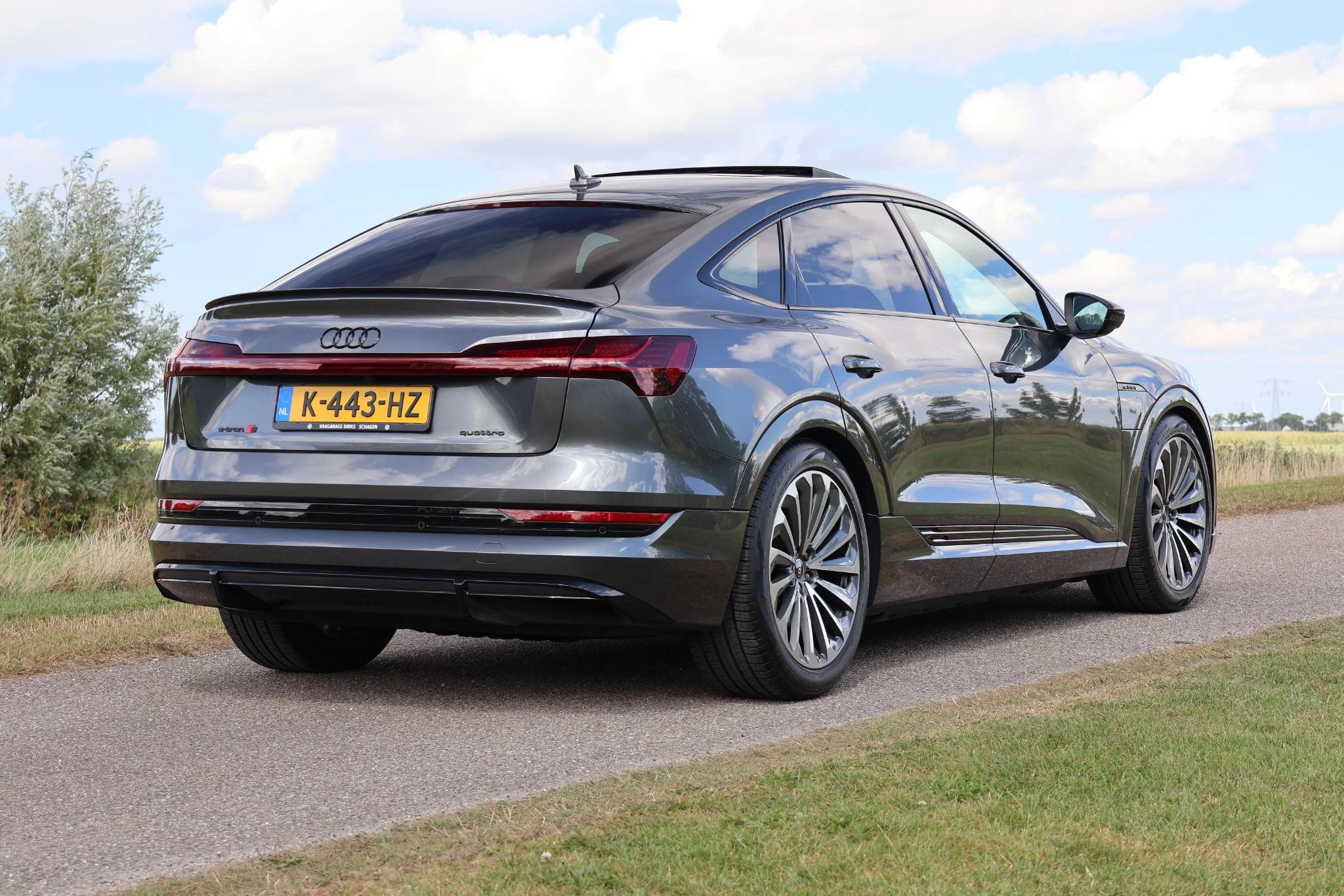 Hoofdafbeelding Audi e-tron