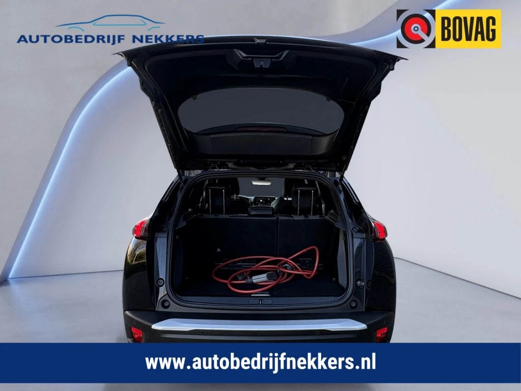 Hoofdafbeelding Peugeot e-2008