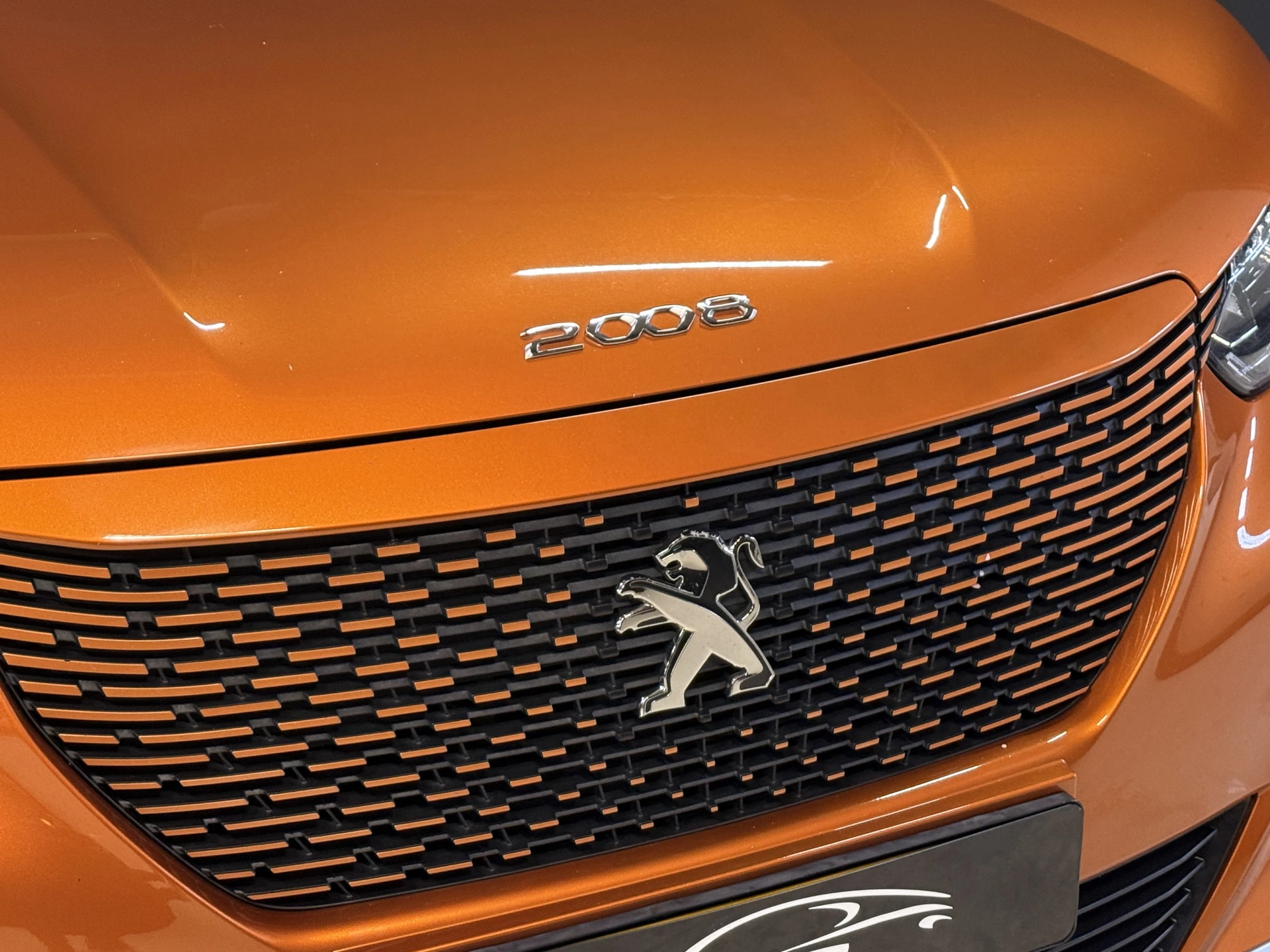 Hoofdafbeelding Peugeot e-2008