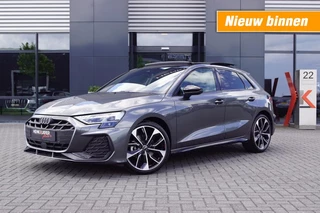 Hoofdafbeelding Audi A3 Audi A3 Sportback 35 TFSI S-Tronic S-Line facelift/ Panodak/ 19Inch LM/Camera