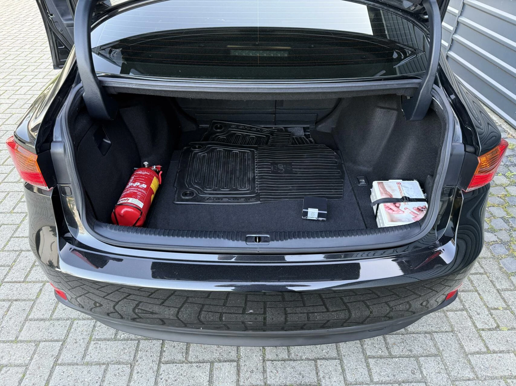 Hoofdafbeelding Lexus IS