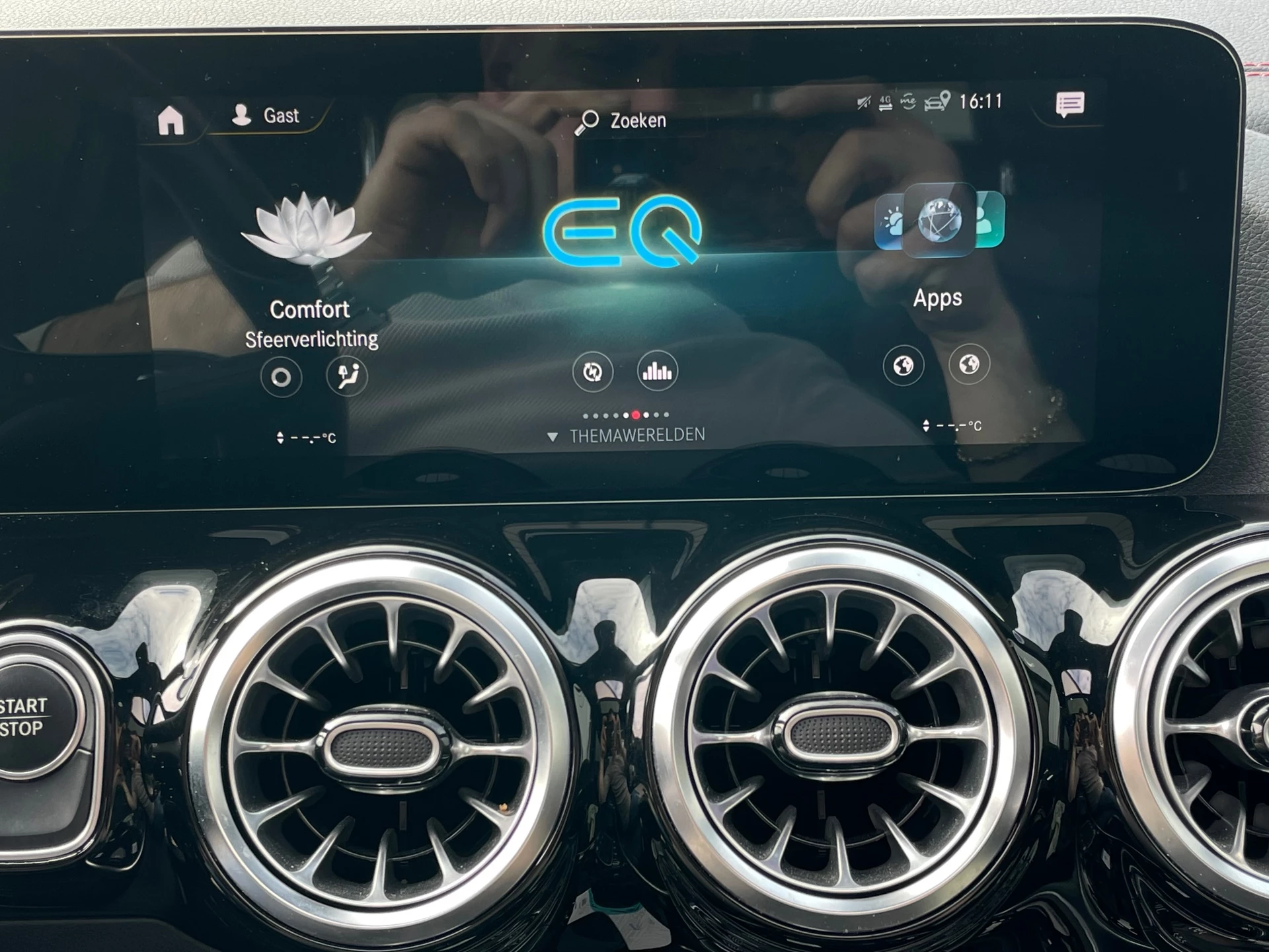 Hoofdafbeelding Mercedes-Benz EQA