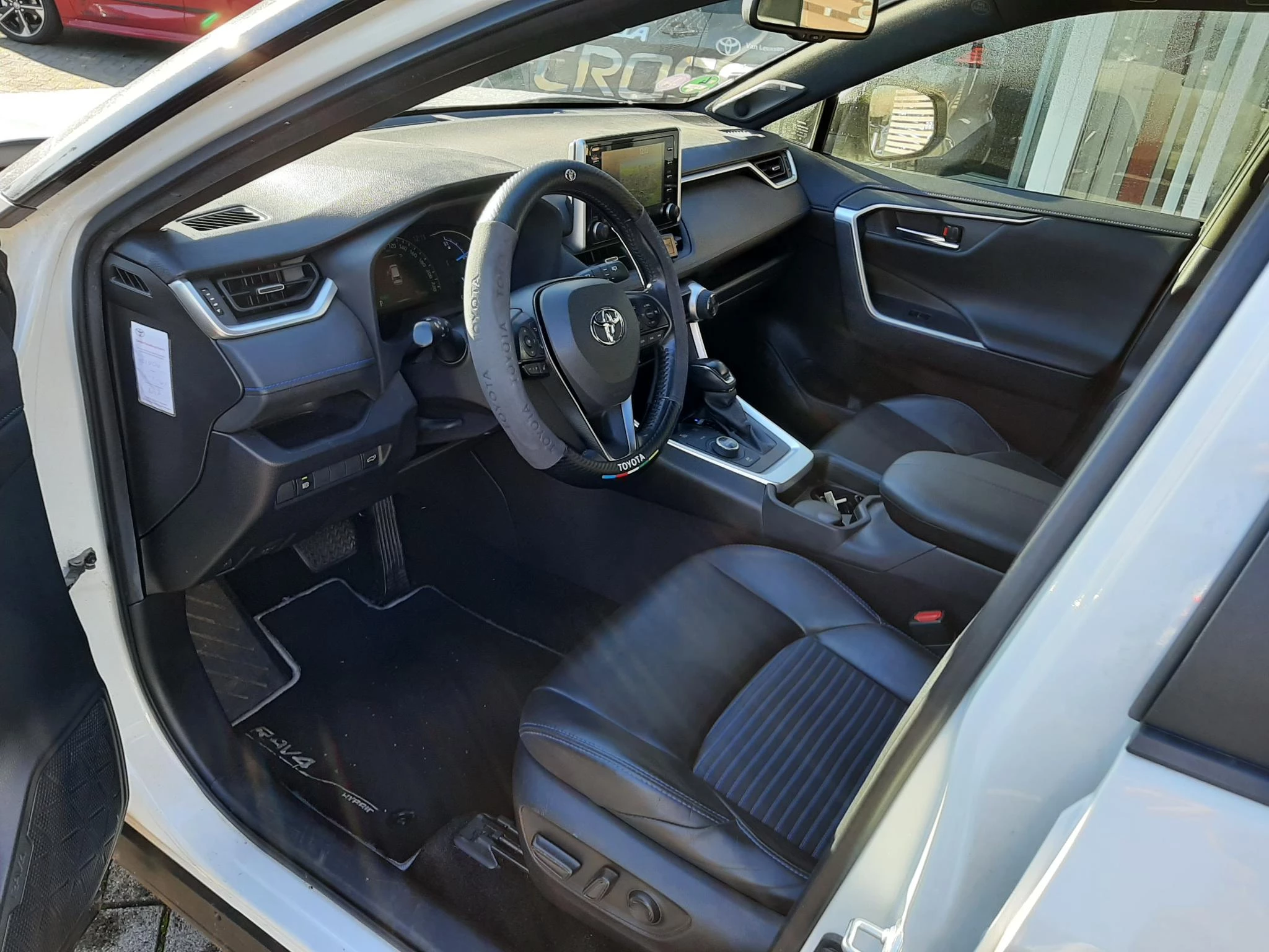 Hoofdafbeelding Toyota RAV4