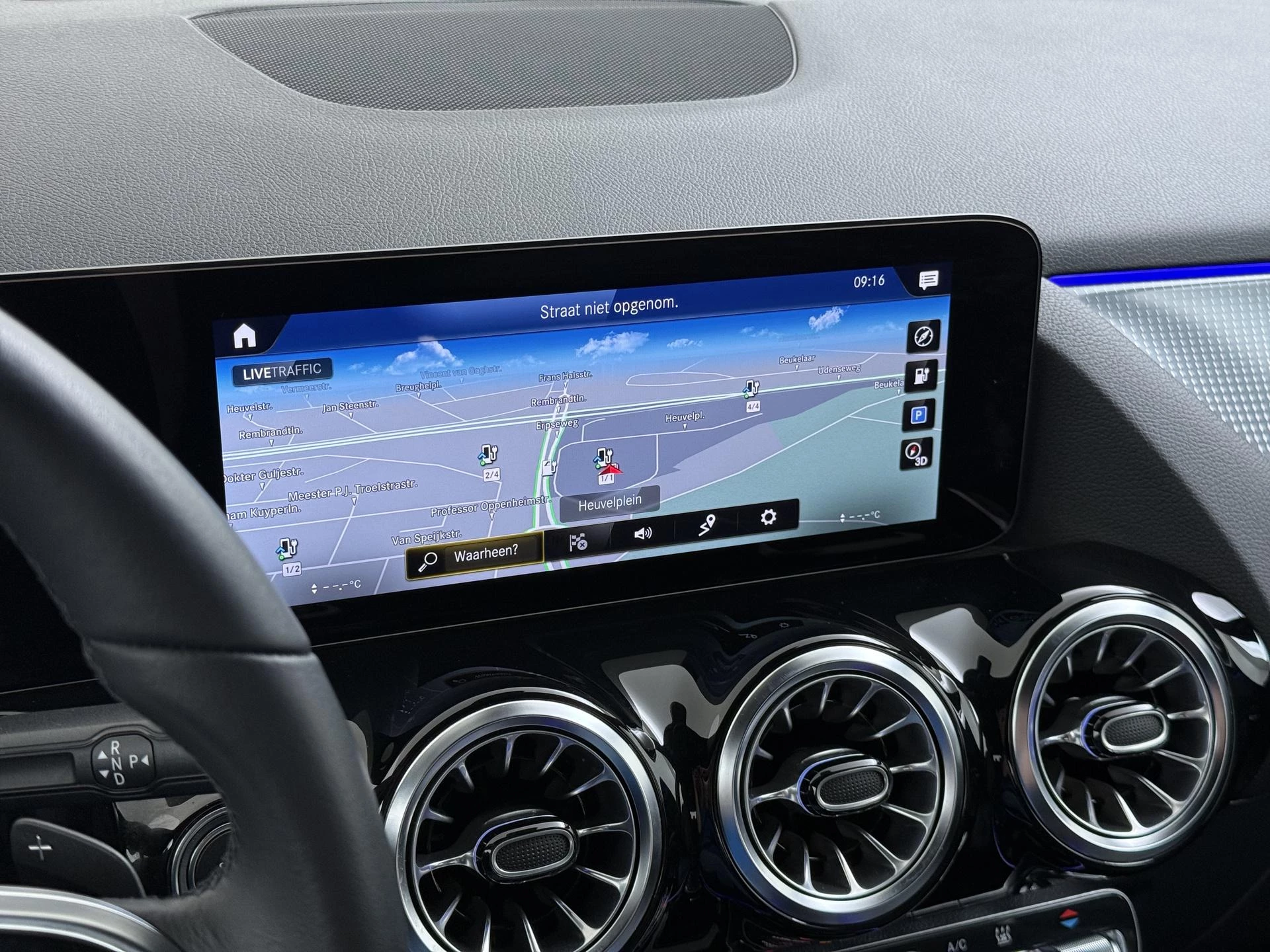 Hoofdafbeelding Mercedes-Benz EQA