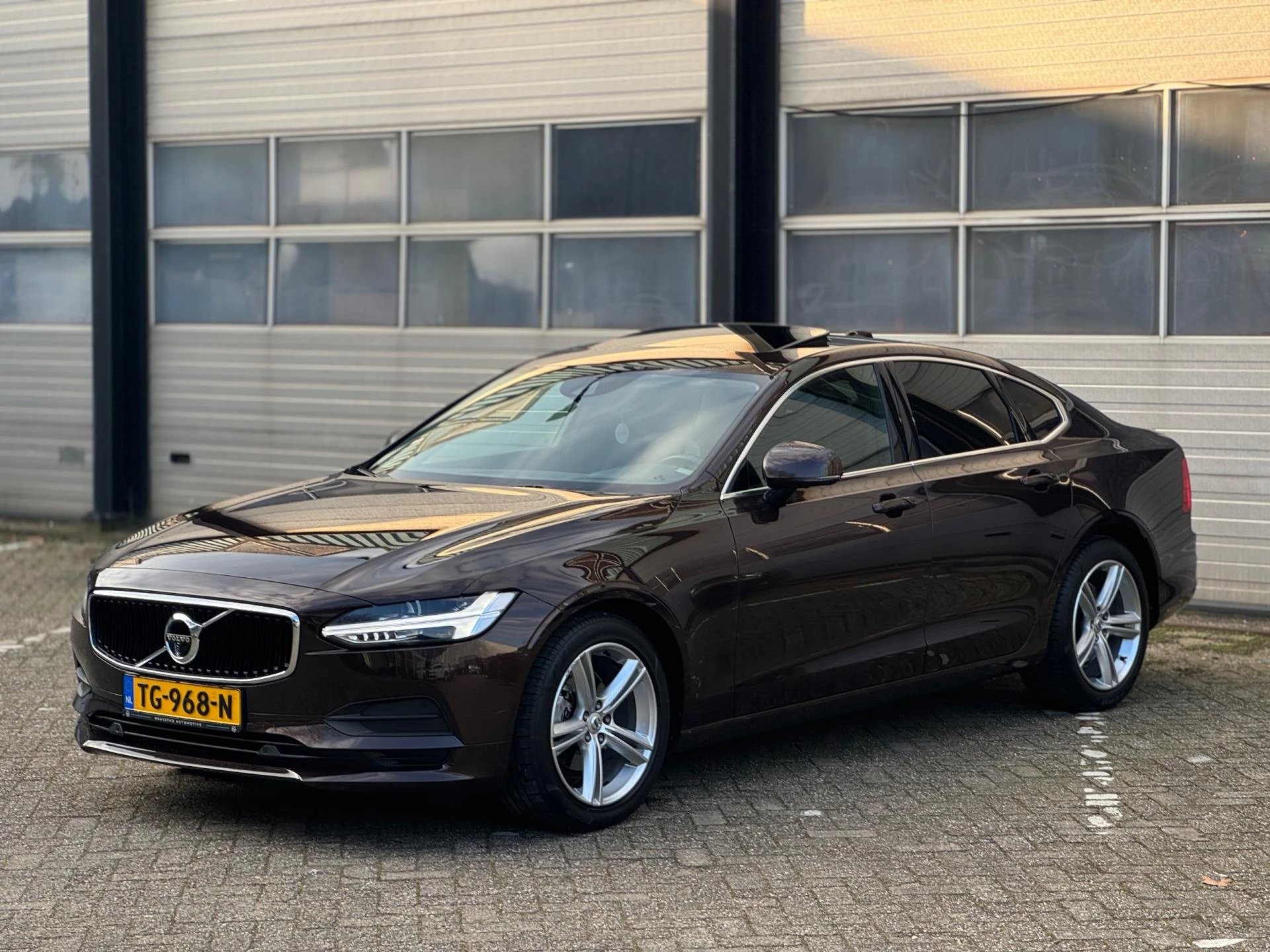 Hoofdafbeelding Volvo S90