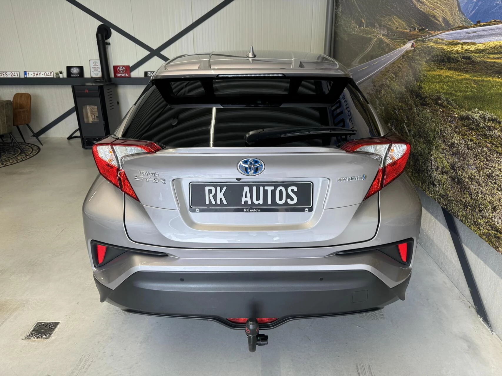 Hoofdafbeelding Toyota C-HR