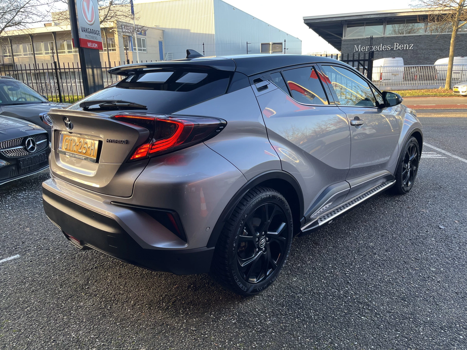 Hoofdafbeelding Toyota C-HR