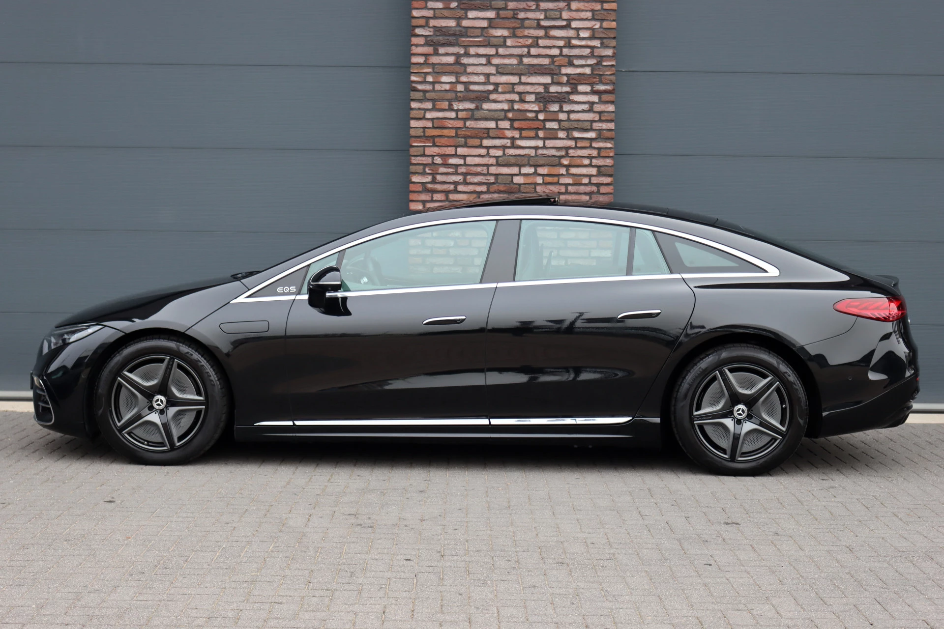 Hoofdafbeelding Mercedes-Benz EQS