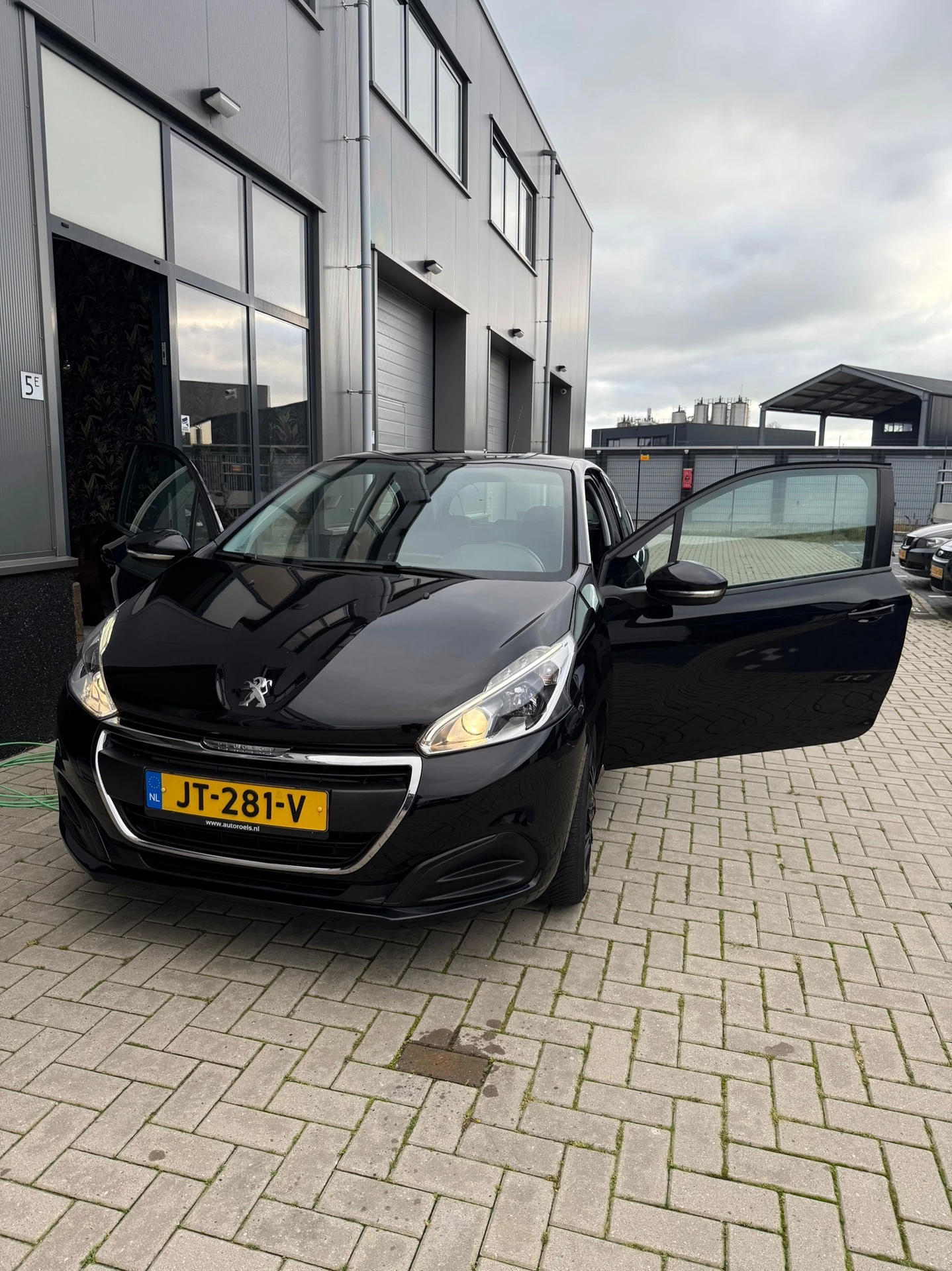Hoofdafbeelding Peugeot 208