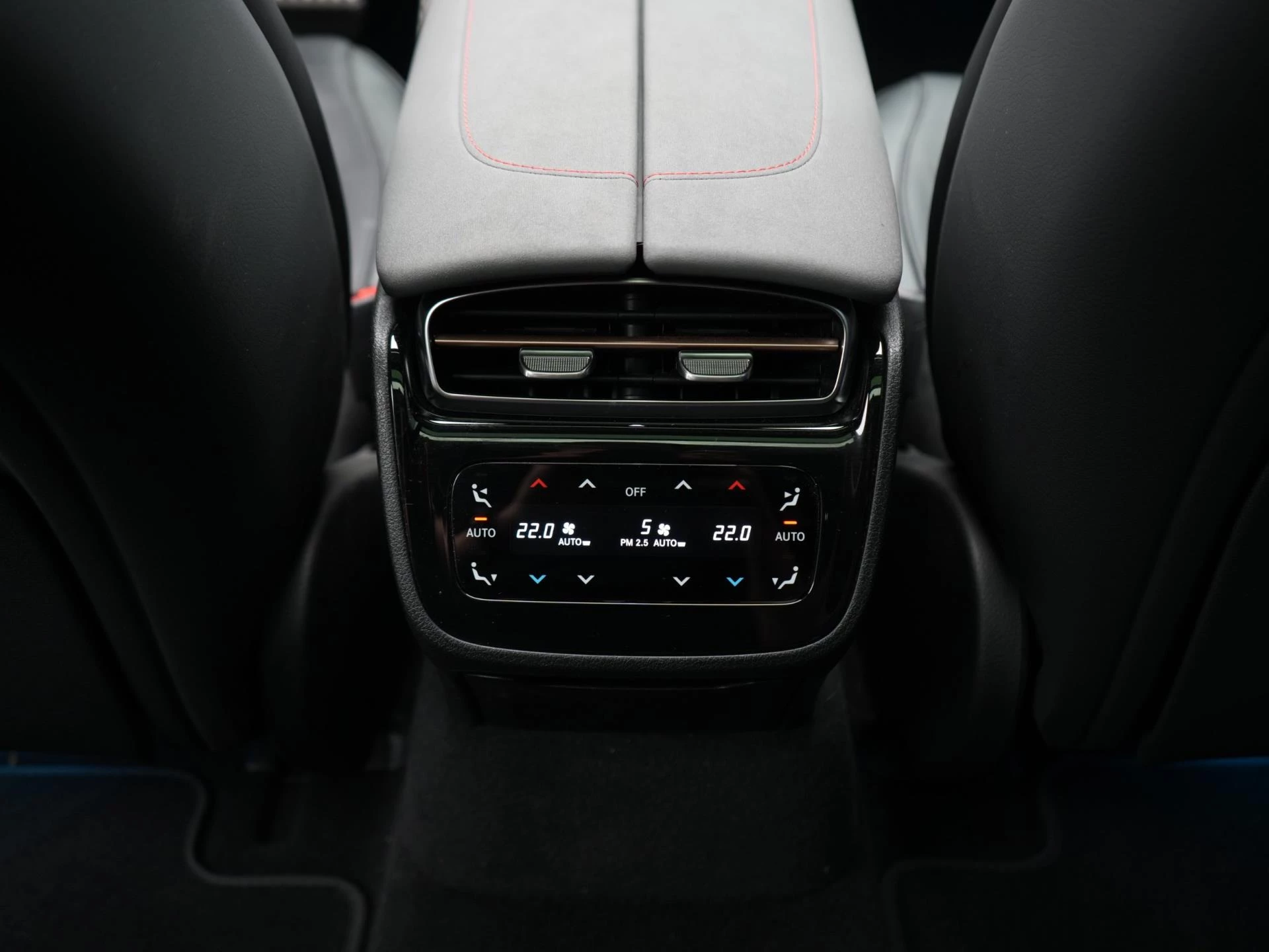 Hoofdafbeelding Mercedes-Benz EQS