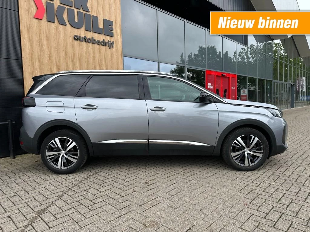 Hoofdafbeelding Peugeot 5008