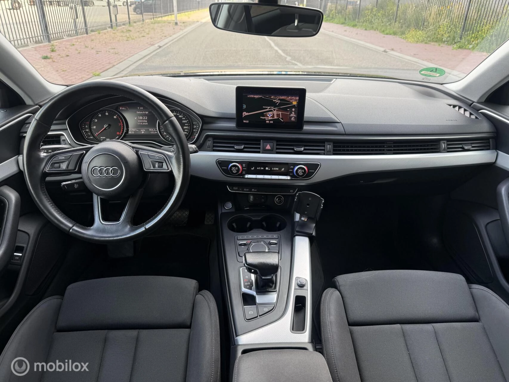 Hoofdafbeelding Audi A4