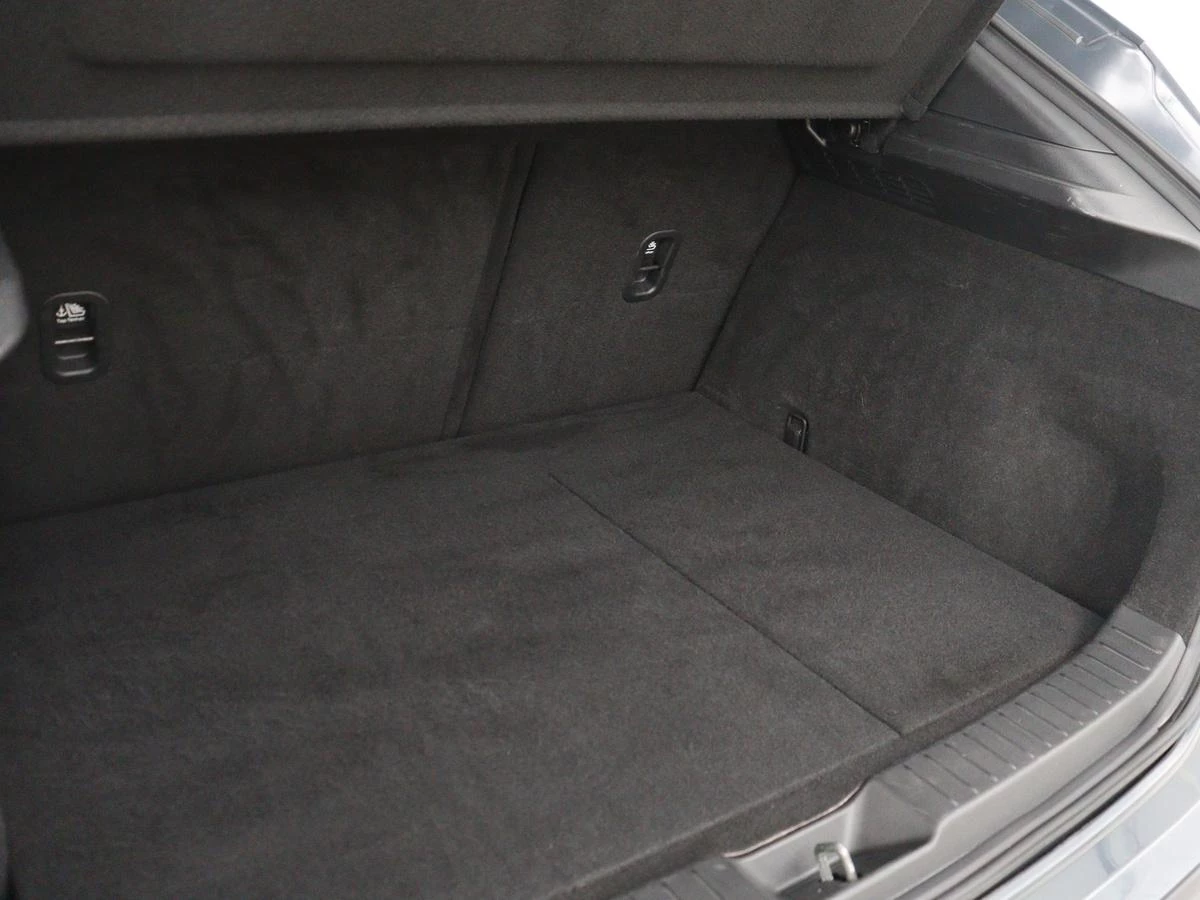 Hoofdafbeelding Mazda CX-30