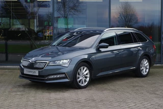 Hoofdafbeelding Škoda Superb Škoda Superb Combi 1.4 TSI iV 218 PK Business Edition Plus, Memory, LED, Adap. Cruise Control
