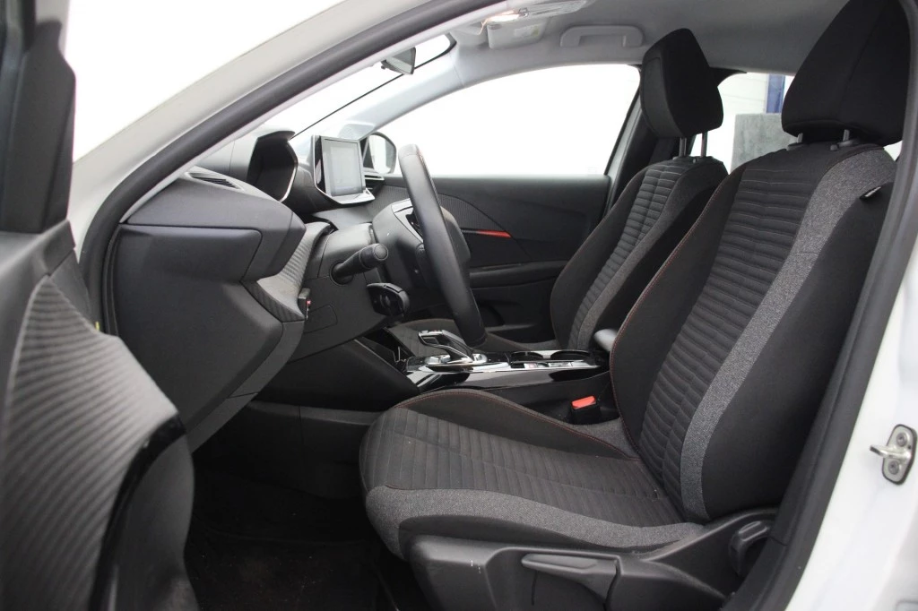 Hoofdafbeelding Peugeot e-208