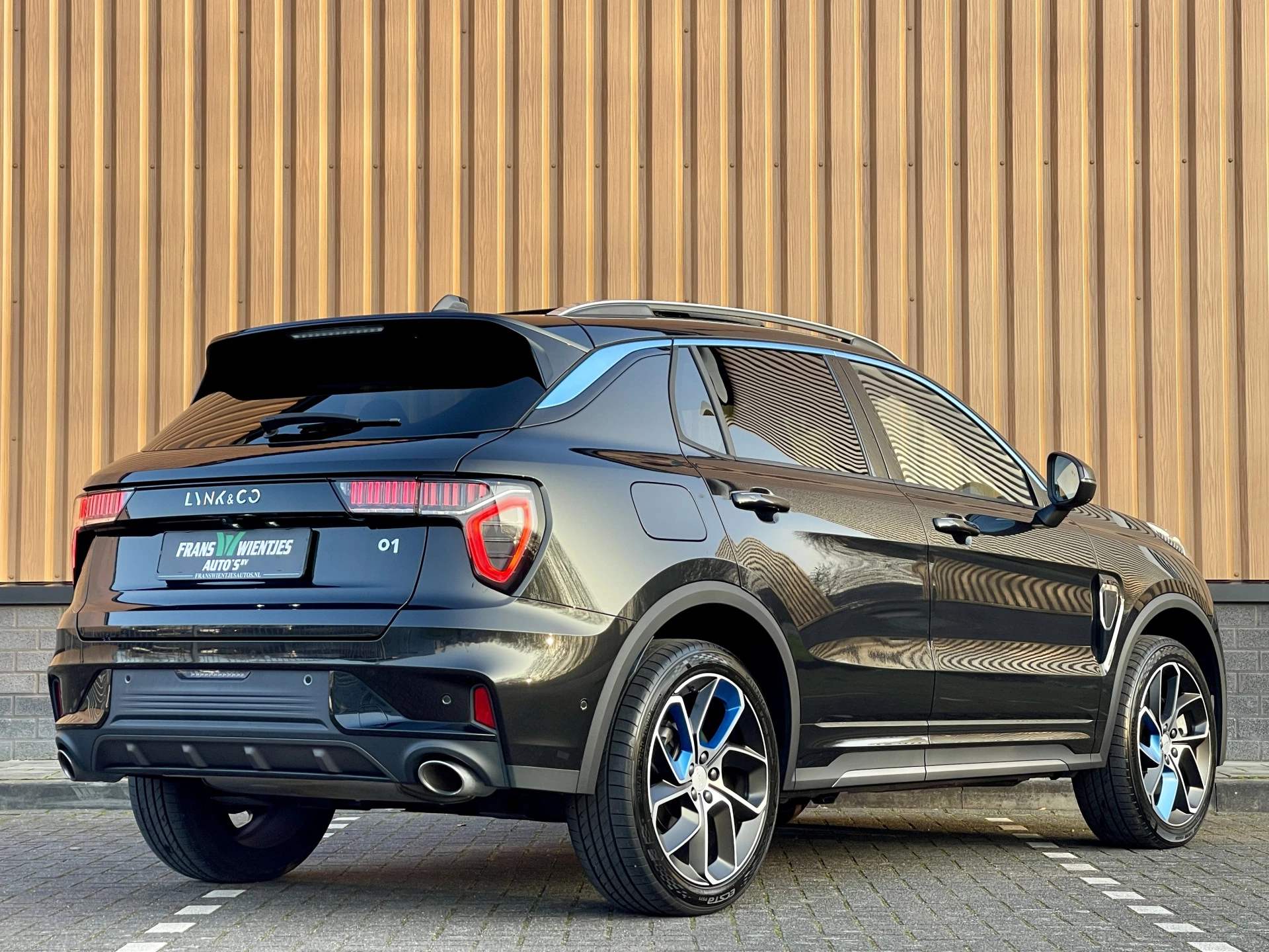 Hoofdafbeelding Lynk & Co 01