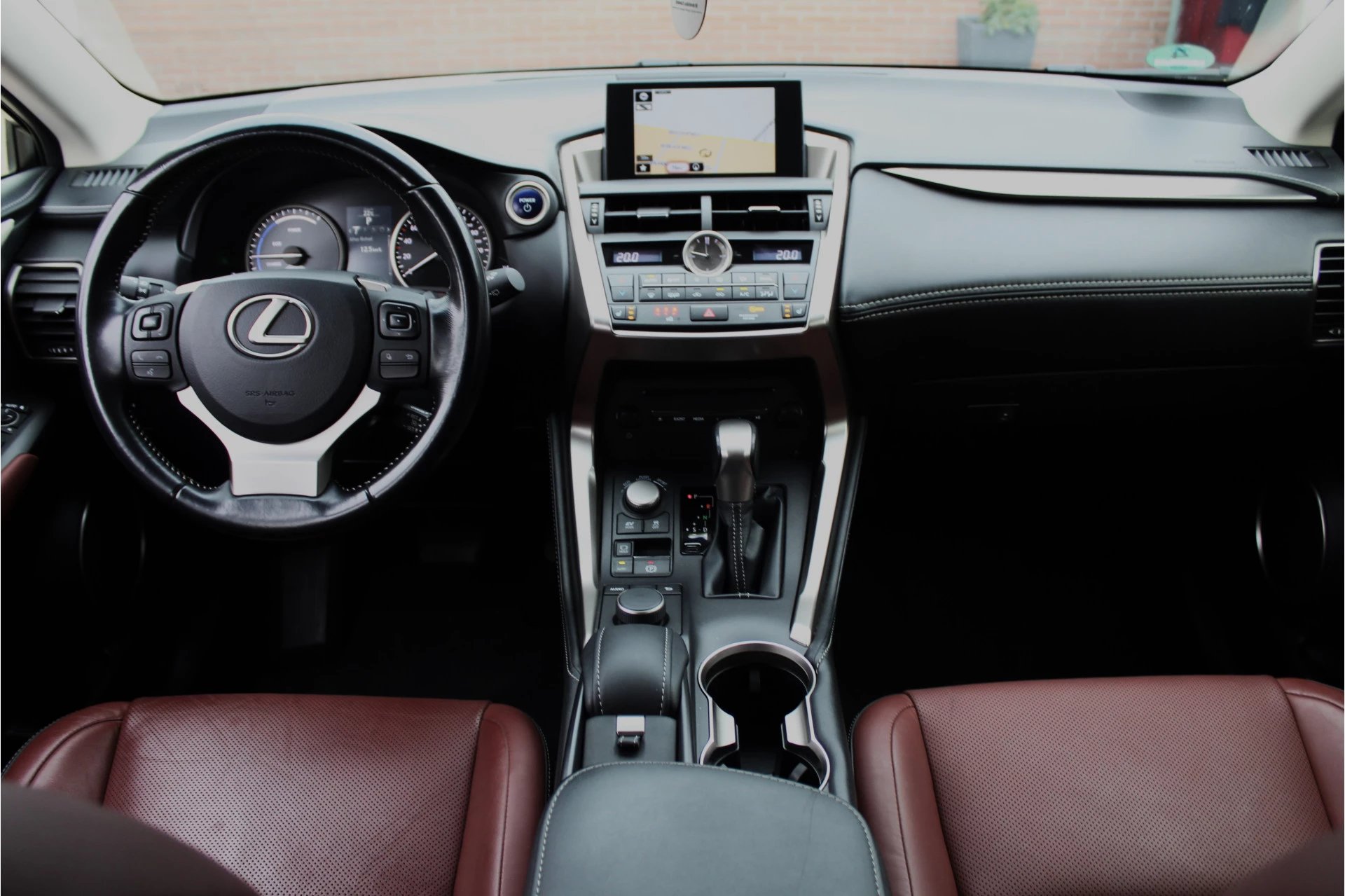 Hoofdafbeelding Lexus NX