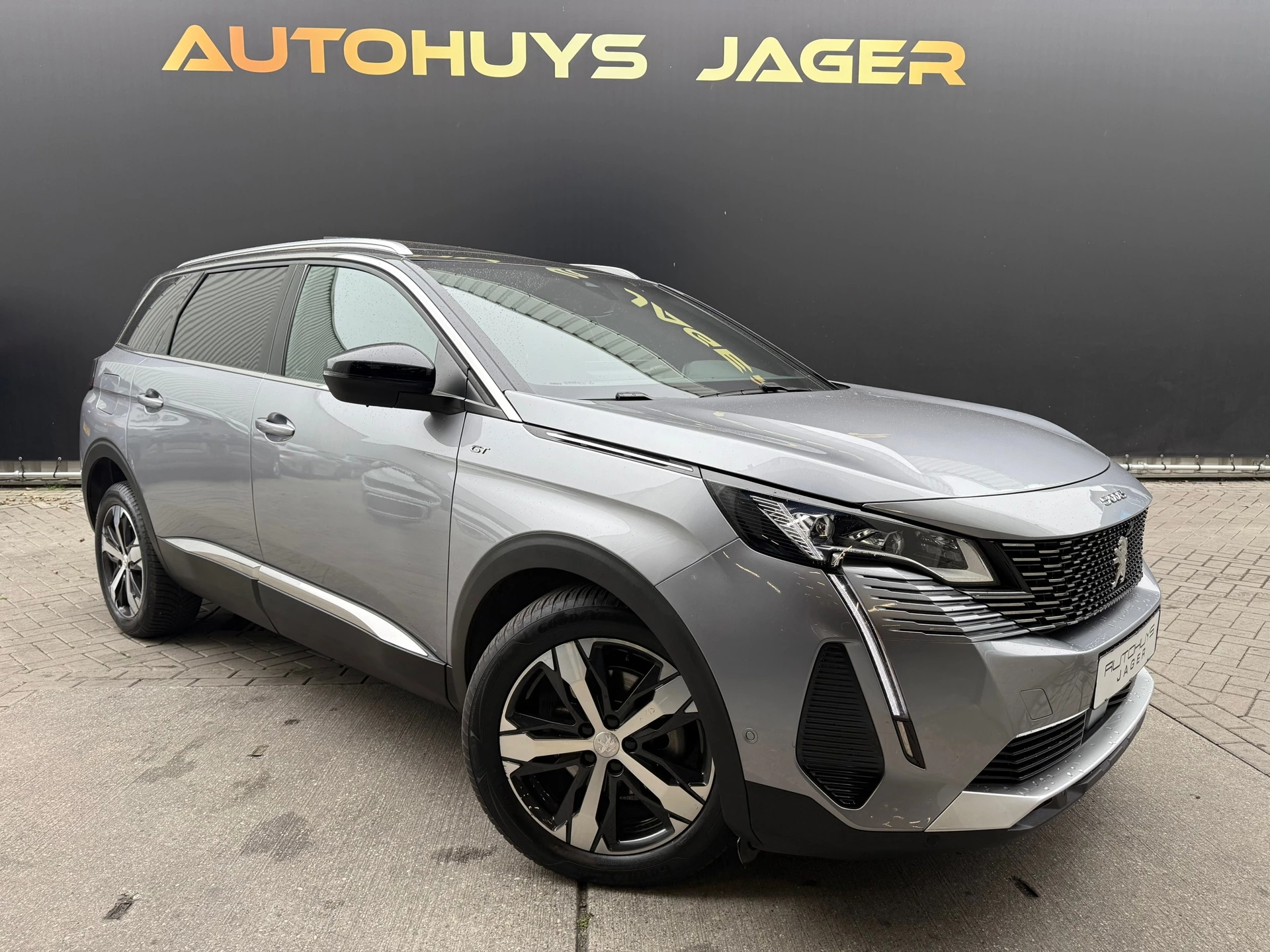 Hoofdafbeelding Peugeot 5008