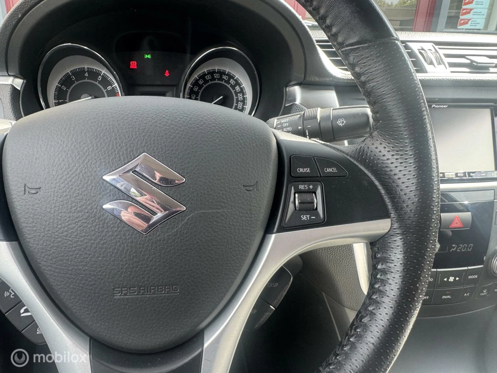 Hoofdafbeelding Suzuki Kizashi